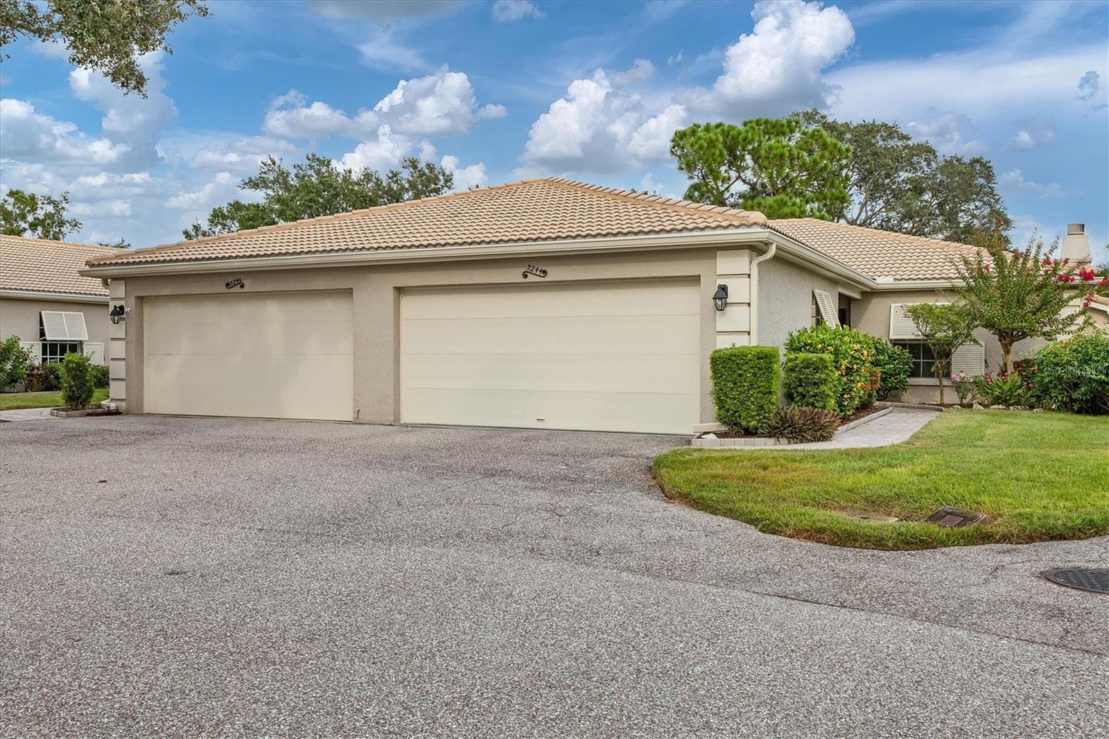 VILLAS OF PAPILLION - Residential