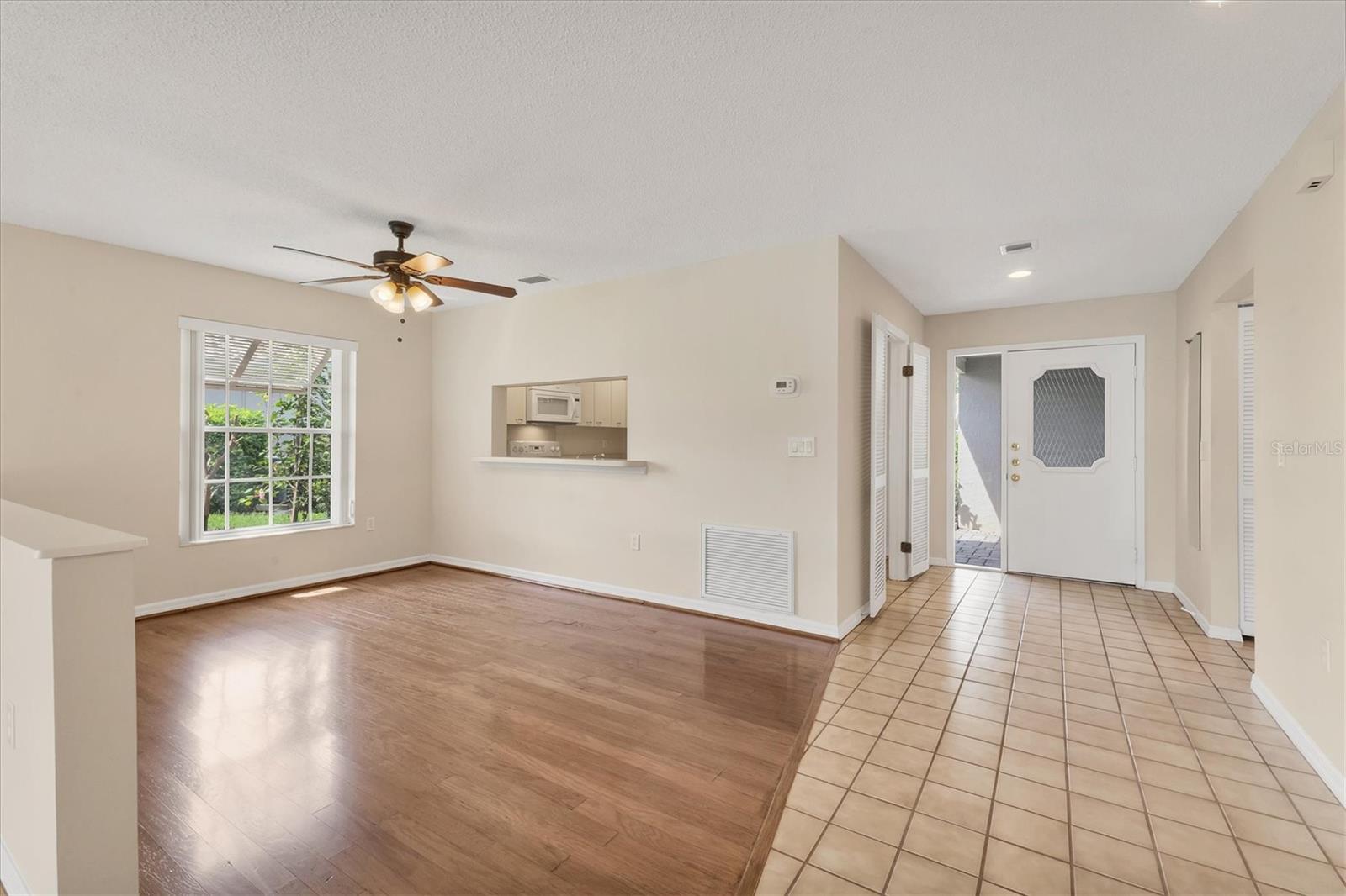 VILLAS OF PAPILLION - Residential