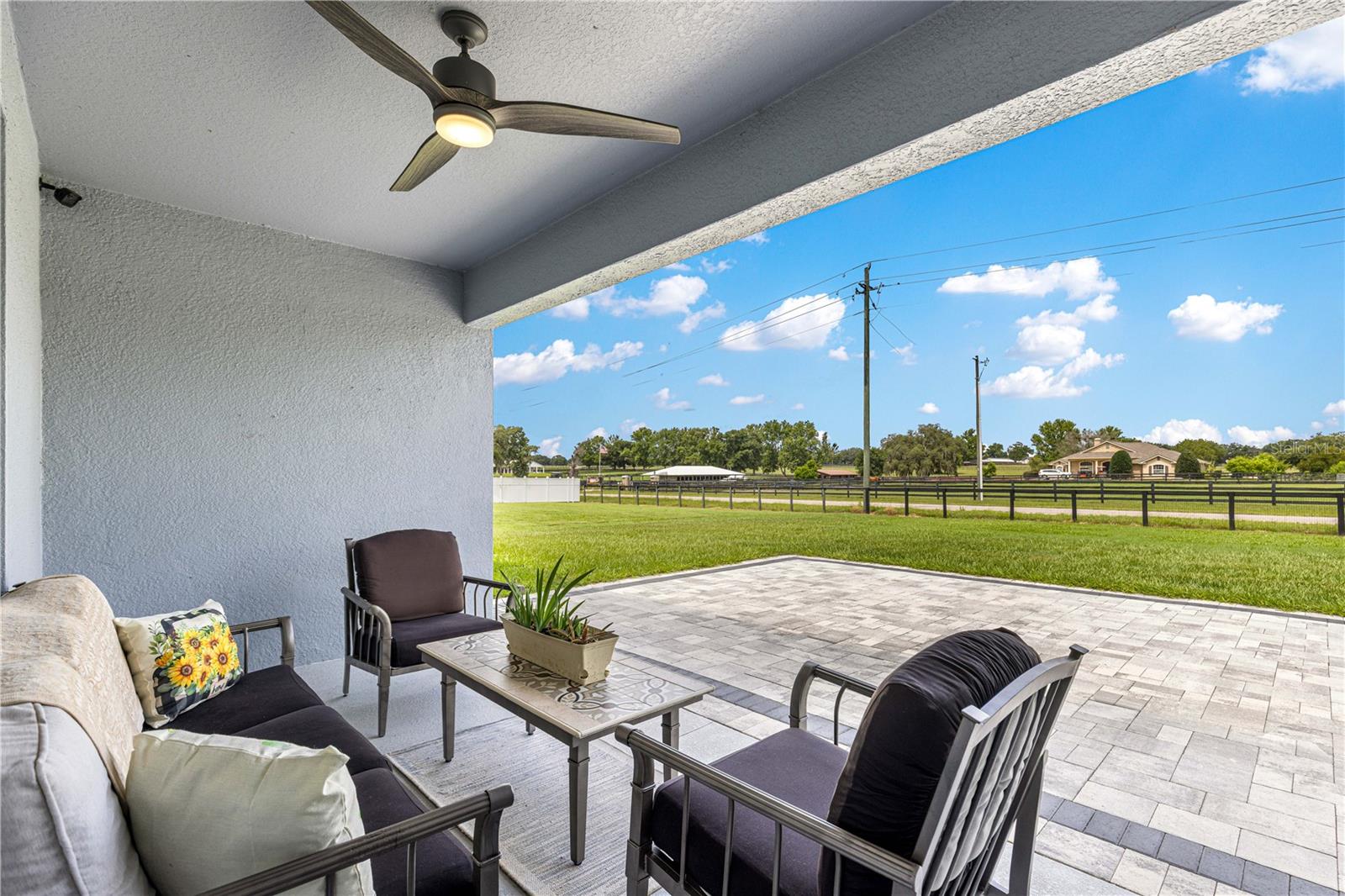 BAHIA OAKS UN 5 WEST WIND OAKS - Residential