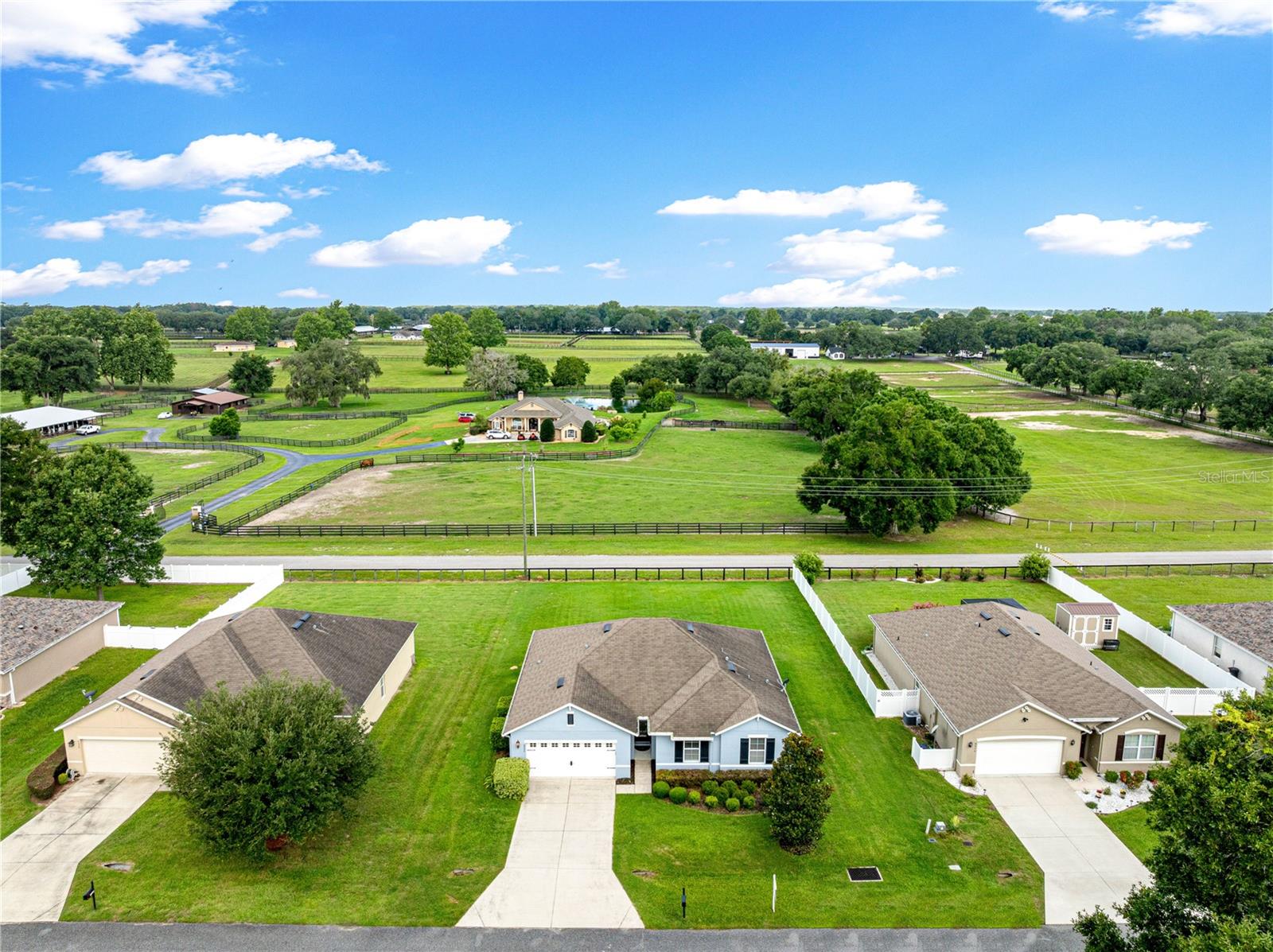 BAHIA OAKS UN 5 WEST WIND OAKS - Residential