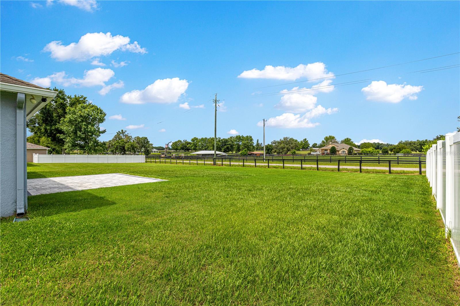 BAHIA OAKS UN 5 WEST WIND OAKS - Residential