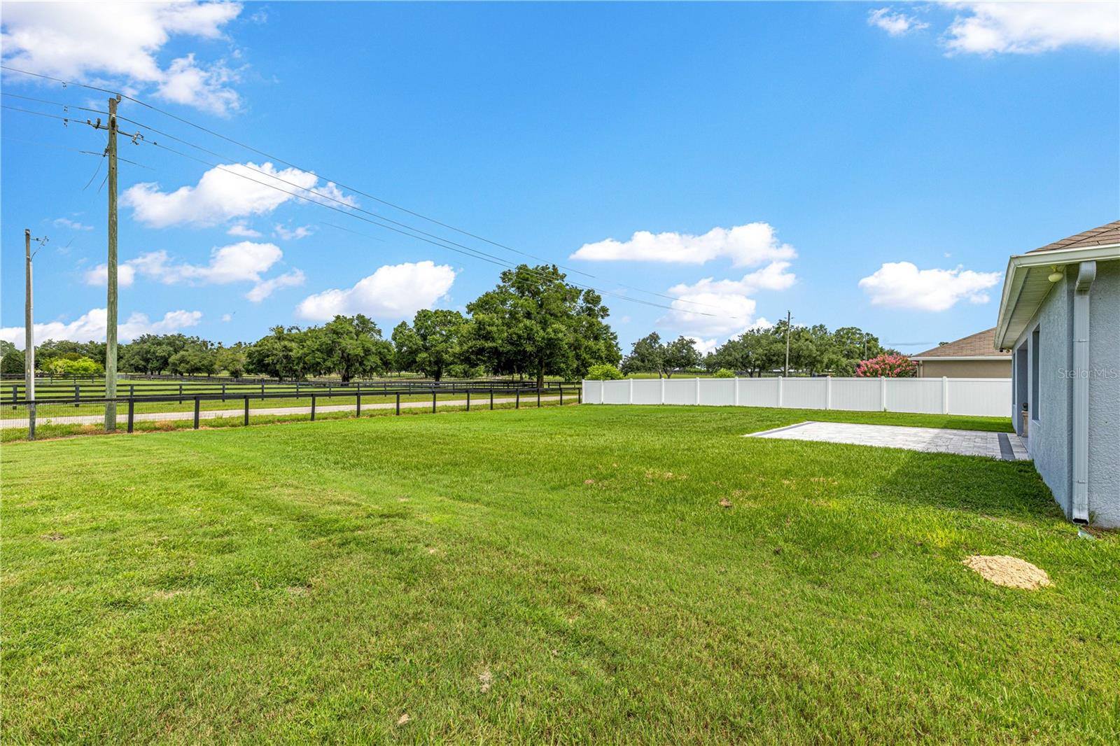 BAHIA OAKS UN 5 WEST WIND OAKS - Residential