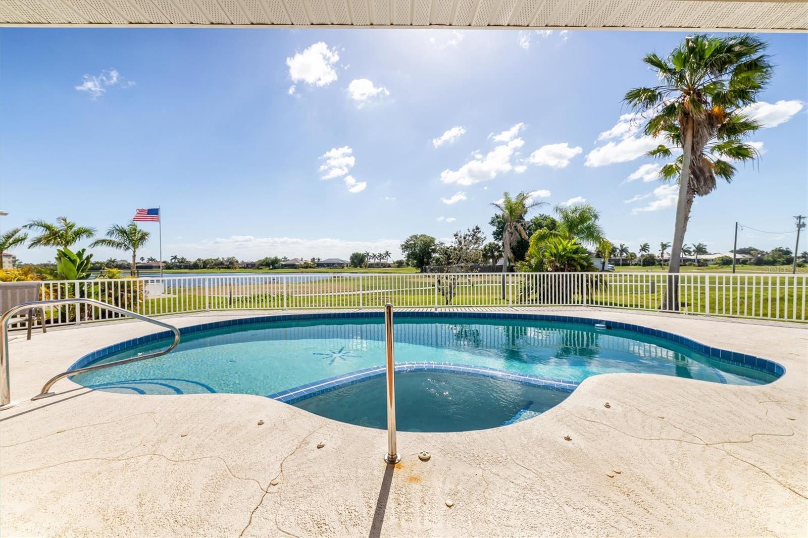 CAPE HAZE WINDWARD - Residential