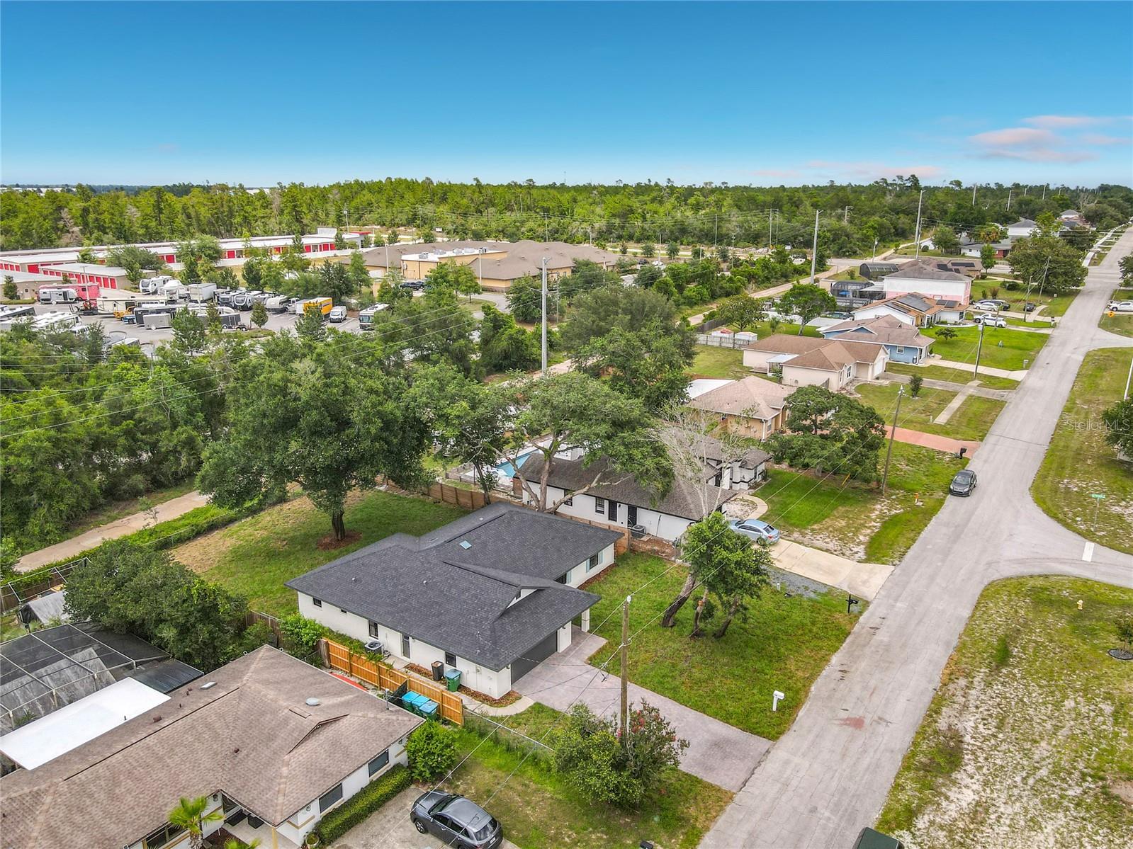 DELTONA LAKES UNIT 04 - Residential