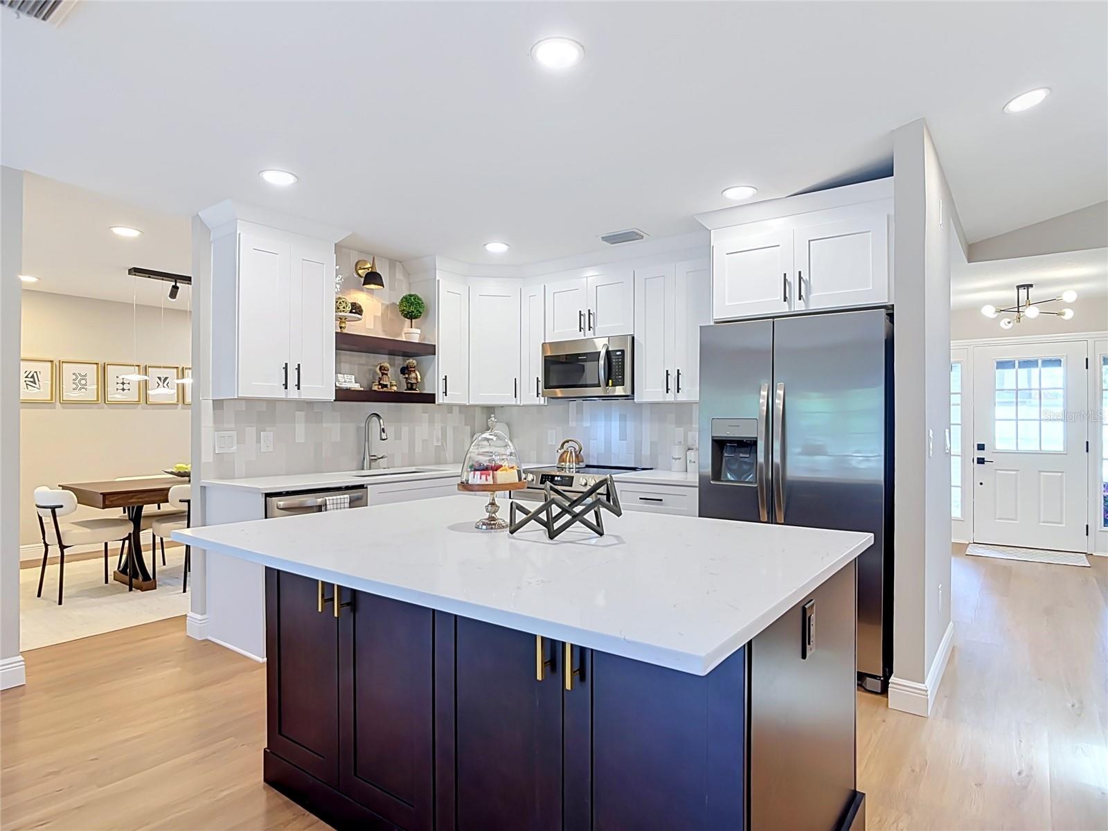 DELTONA LAKES UNIT 04 - Residential