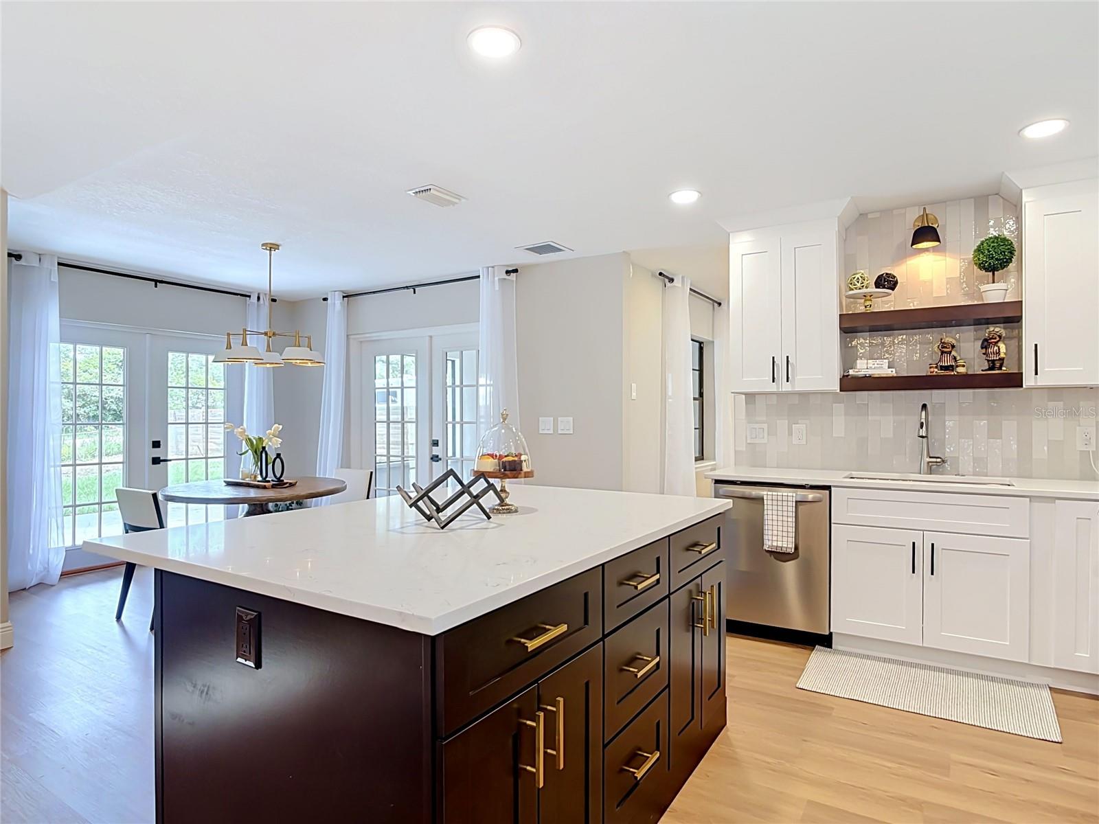DELTONA LAKES UNIT 04 - Residential