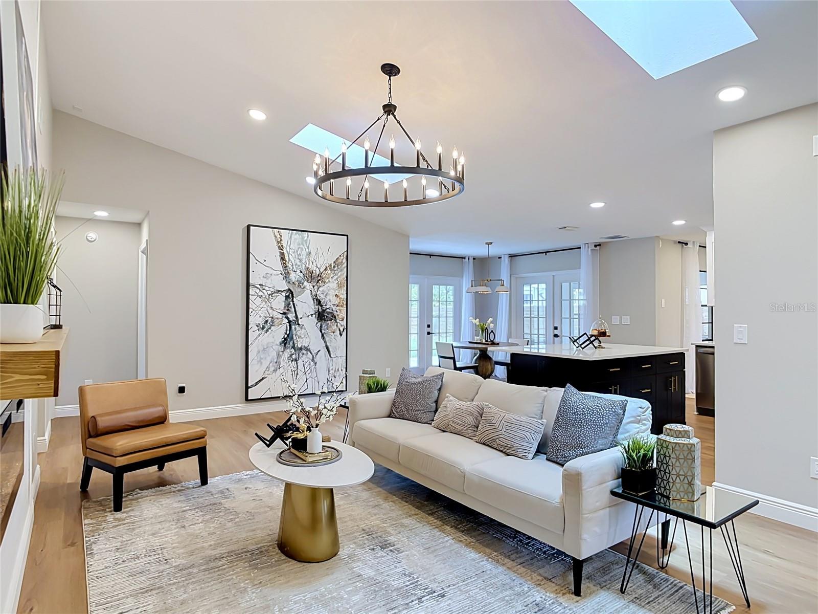 DELTONA LAKES UNIT 04 - Residential