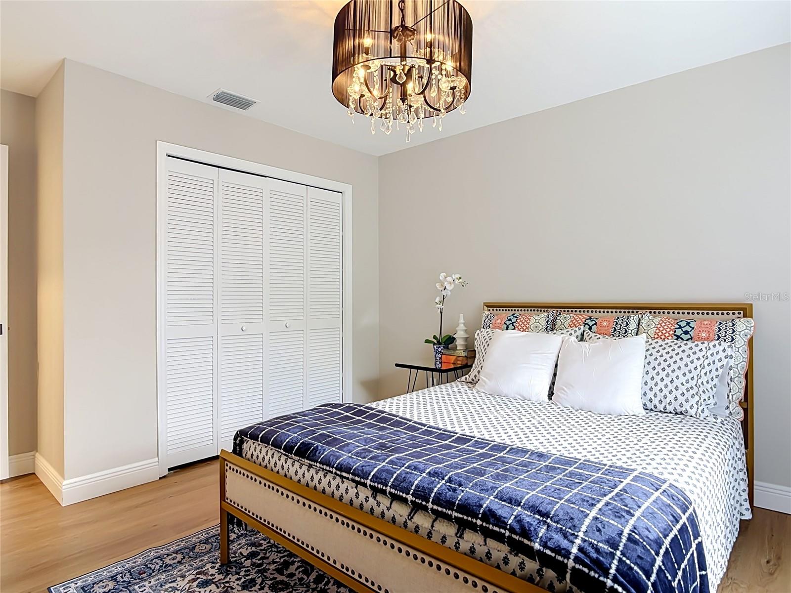 DELTONA LAKES UNIT 04 - Residential