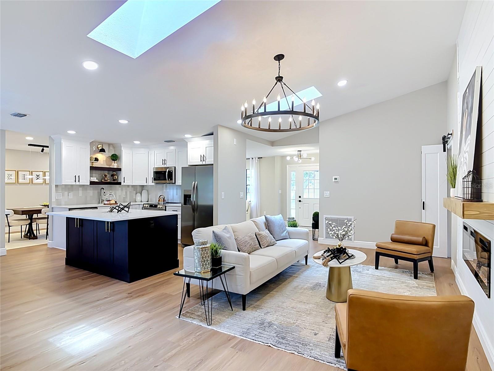 DELTONA LAKES UNIT 04 - Residential