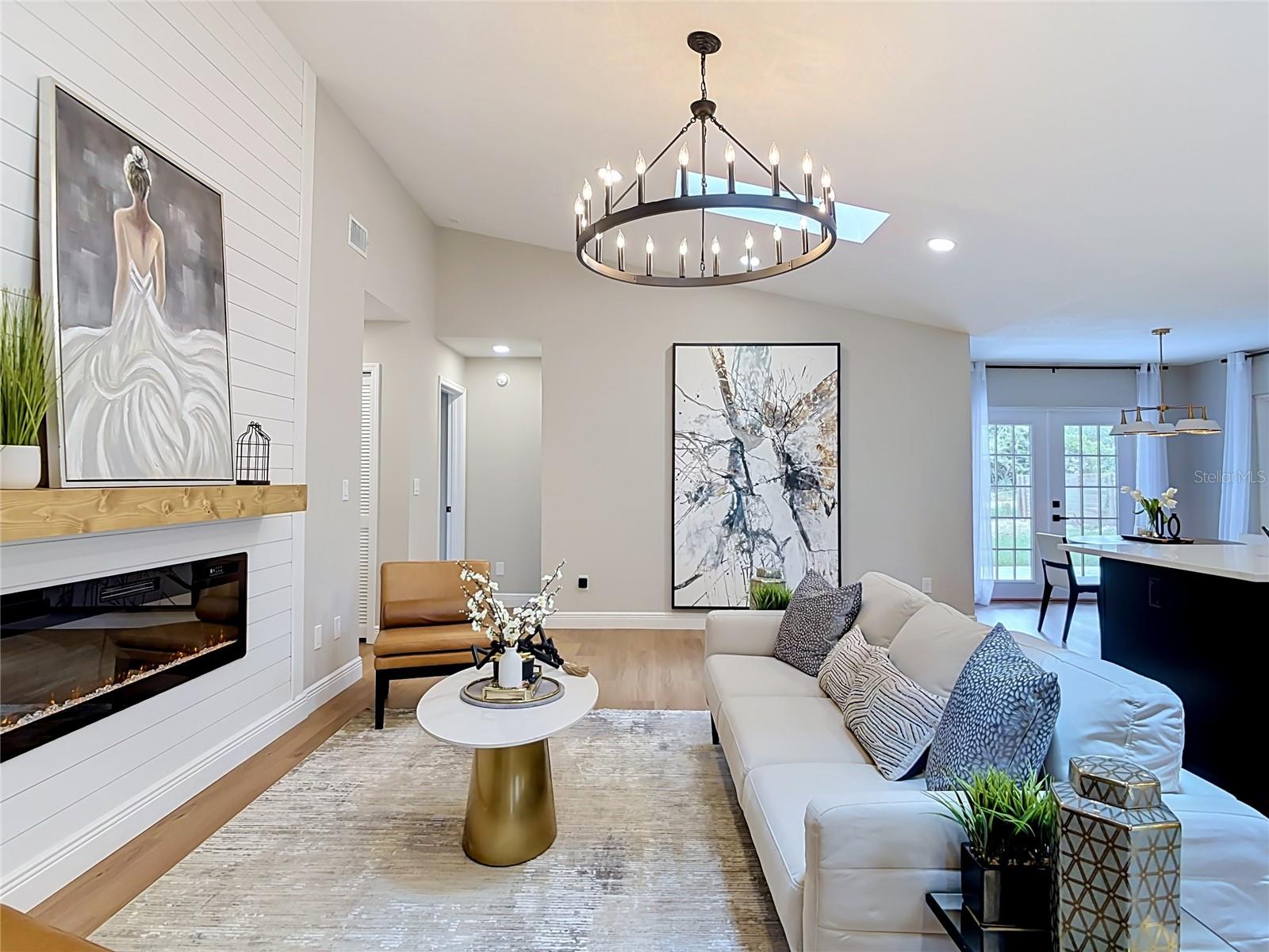 DELTONA LAKES UNIT 04 - Residential