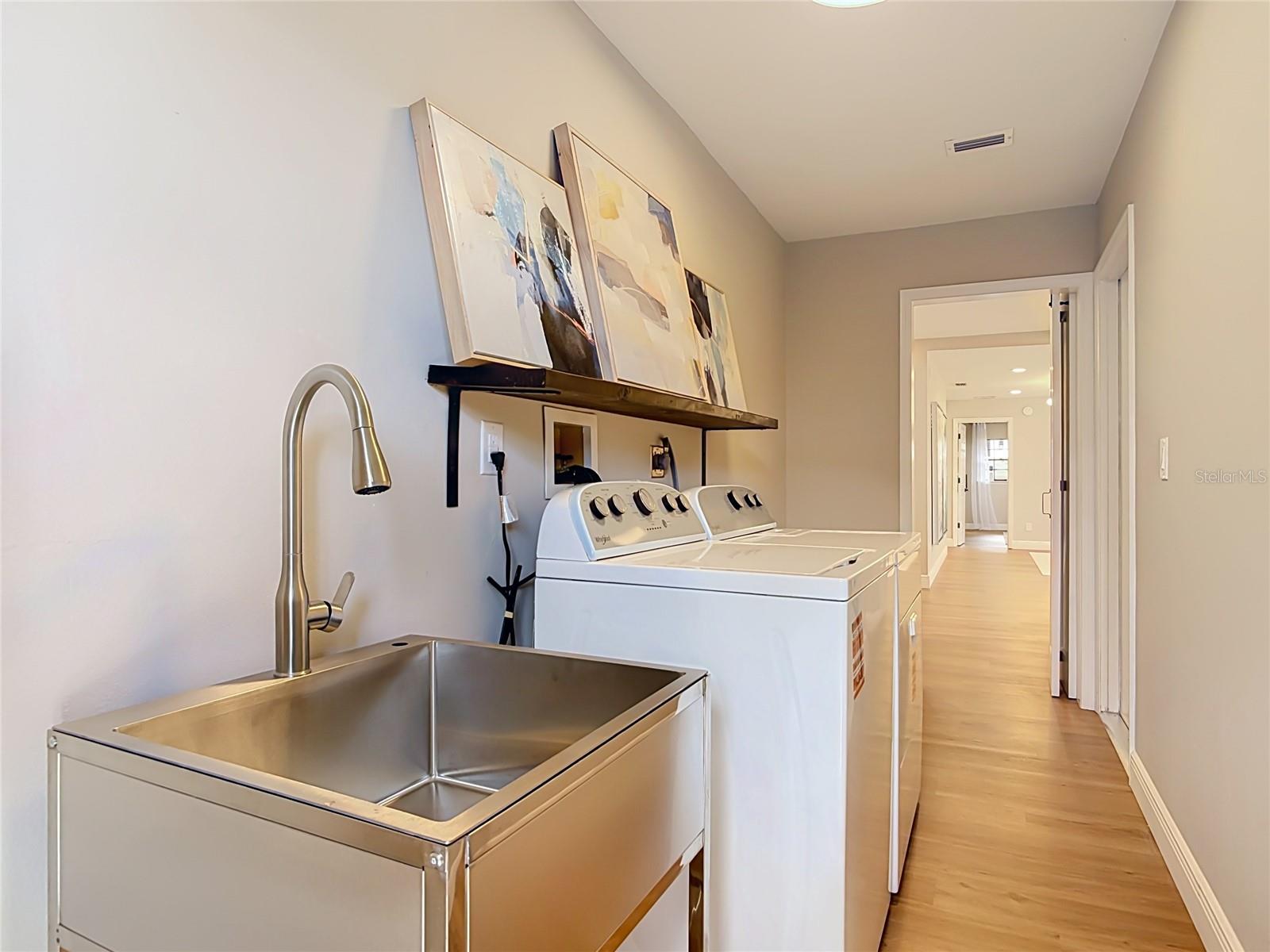 DELTONA LAKES UNIT 04 - Residential