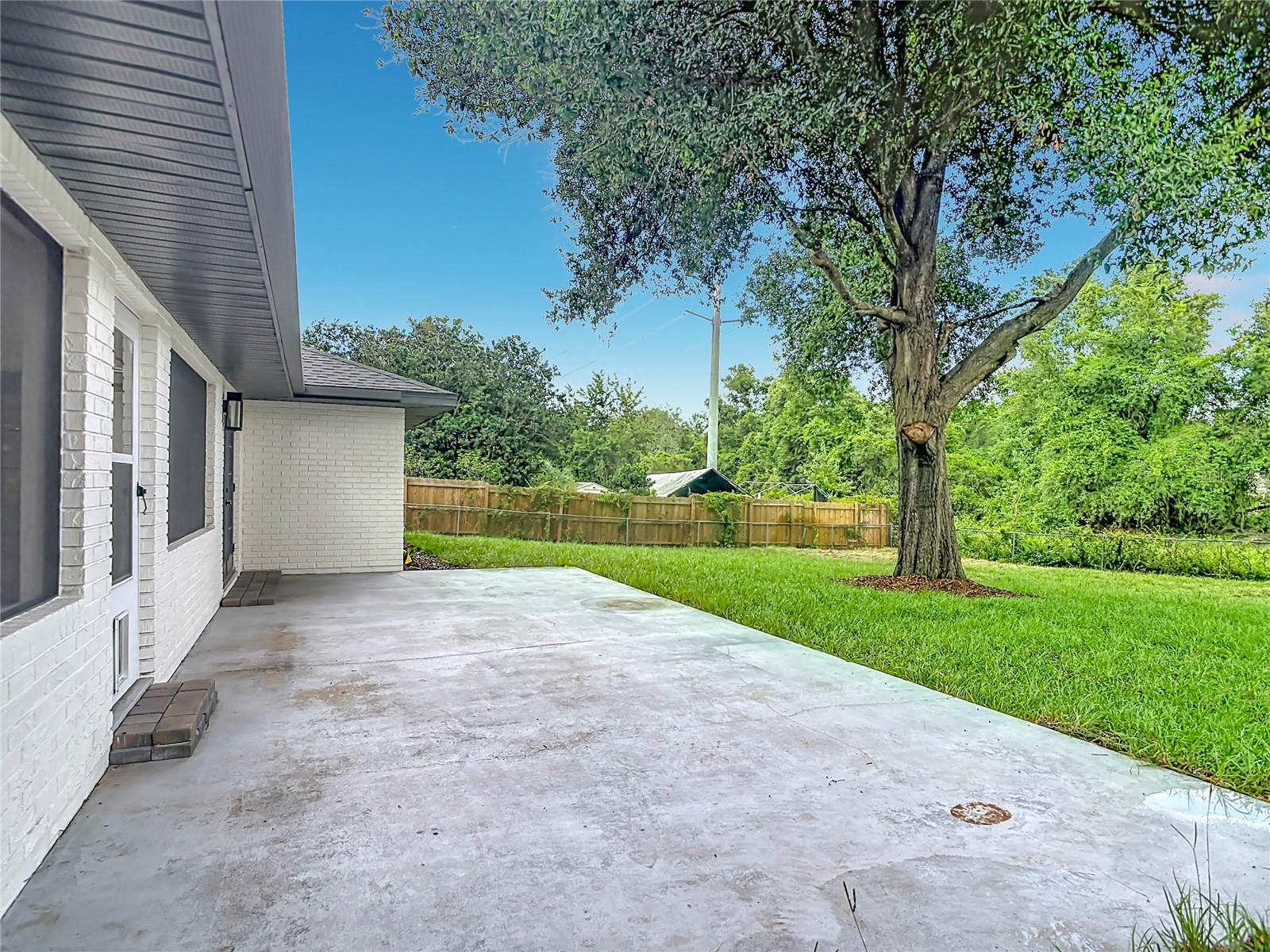 DELTONA LAKES UNIT 04 - Residential