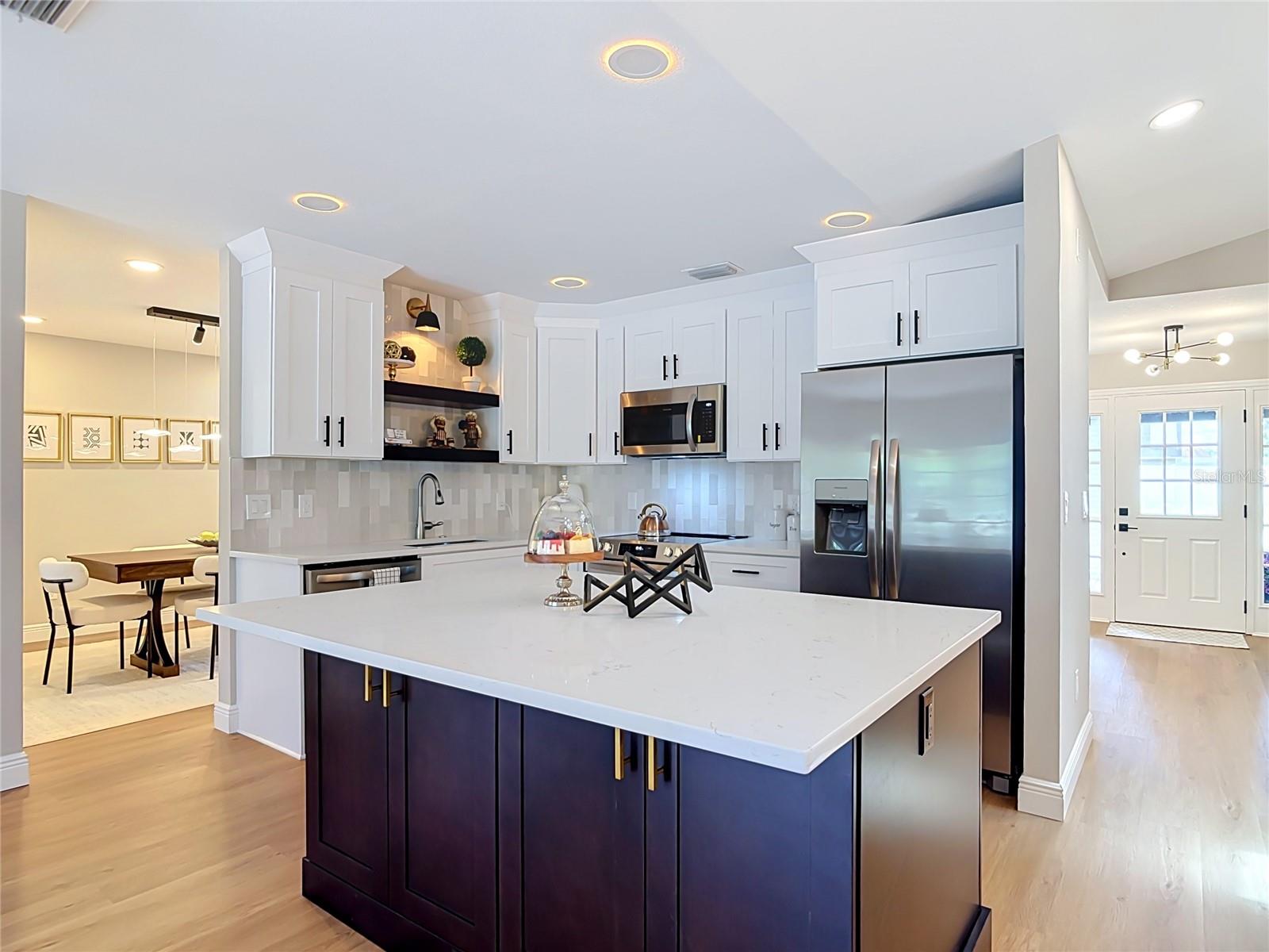 DELTONA LAKES UNIT 04 - Residential