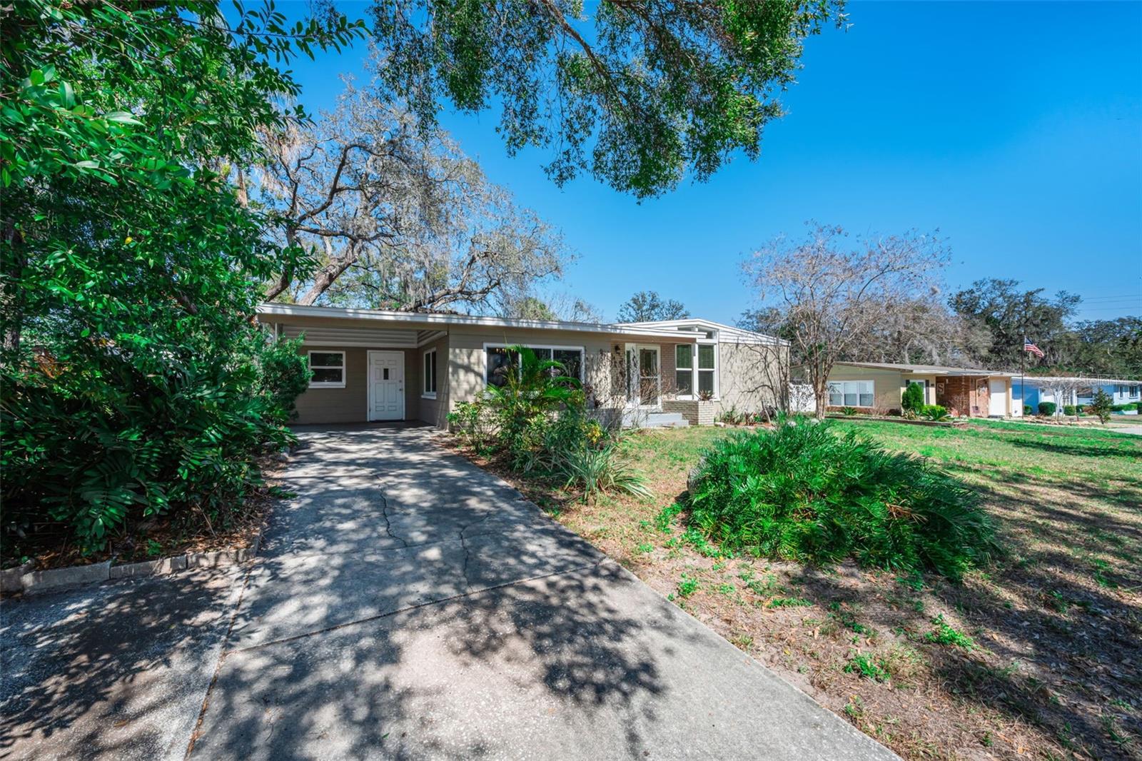 TEMPLE TERRACE HEIGHTS - Residential