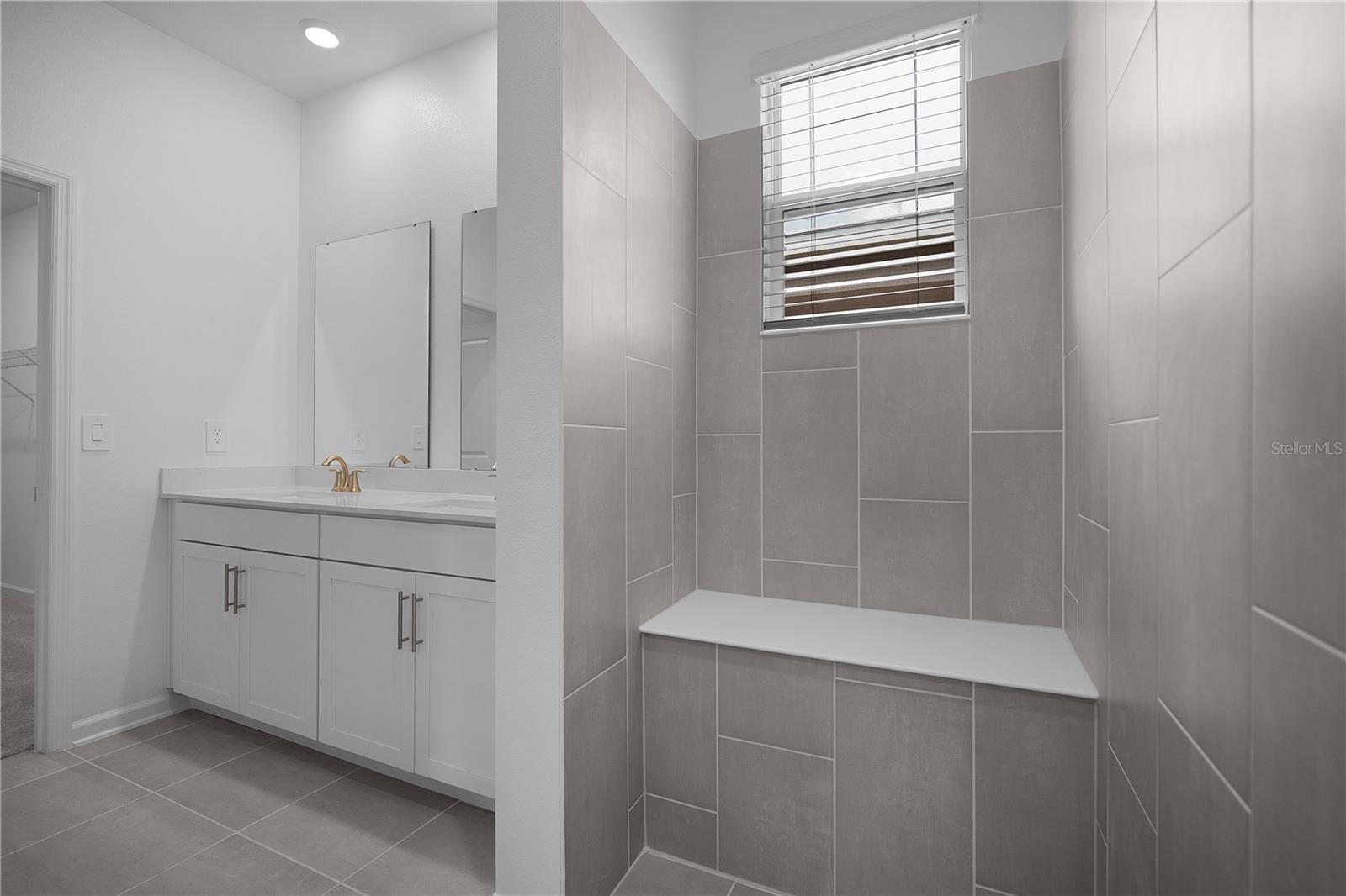BRIDGEWALK - Residential Lease