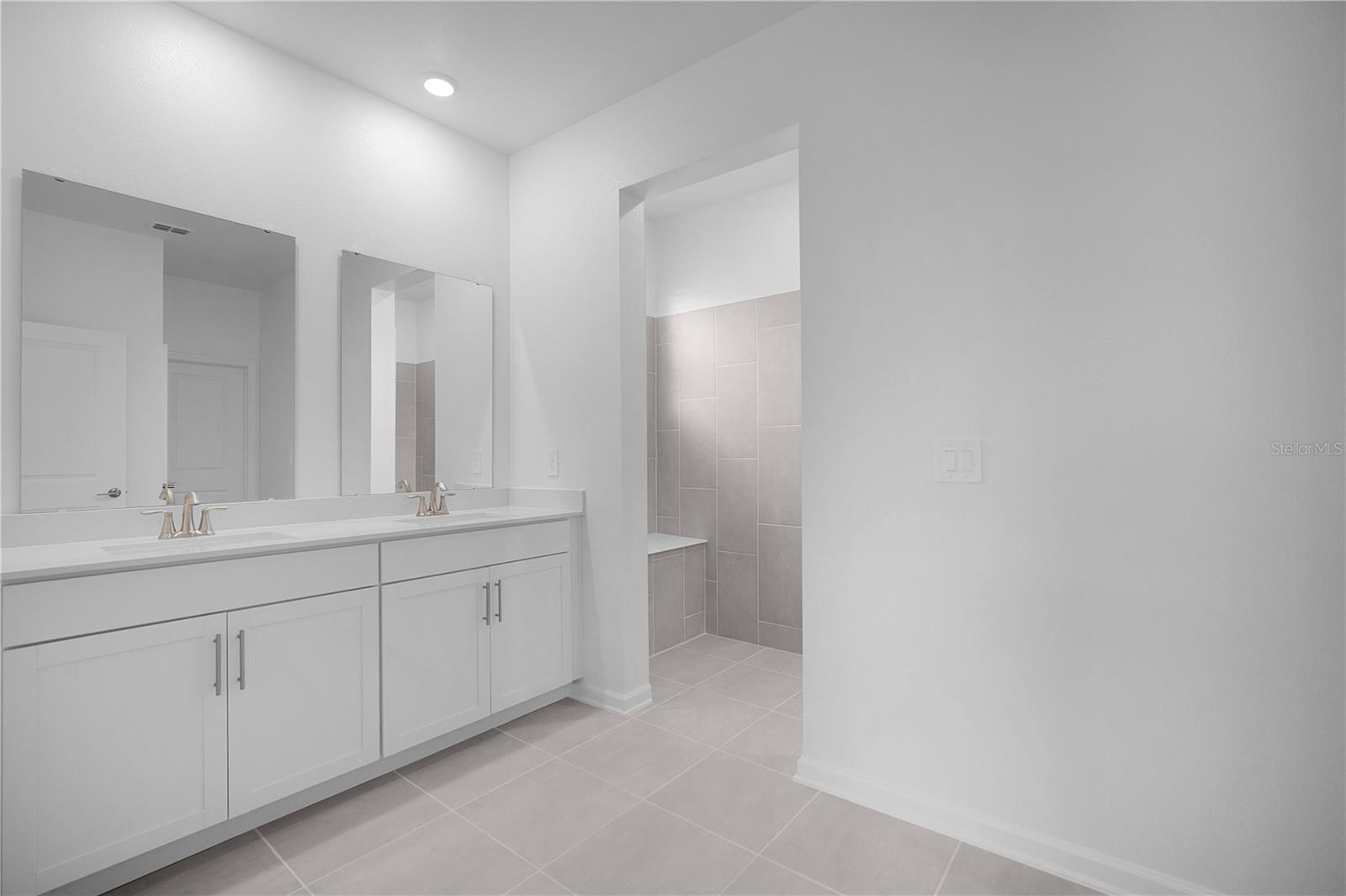 BRIDGEWALK - Residential Lease