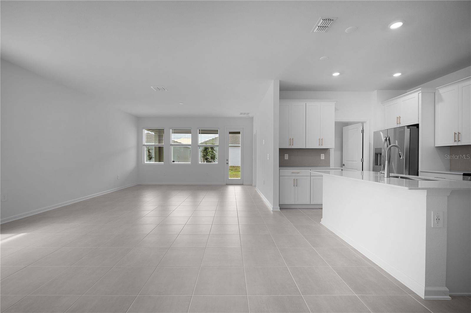 BRIDGEWALK - Residential Lease