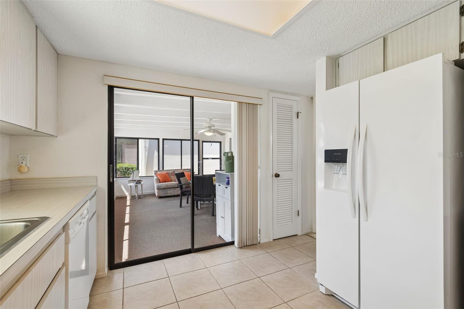 EAST LAKE WOODLANDS PATIO HOMES - Residential