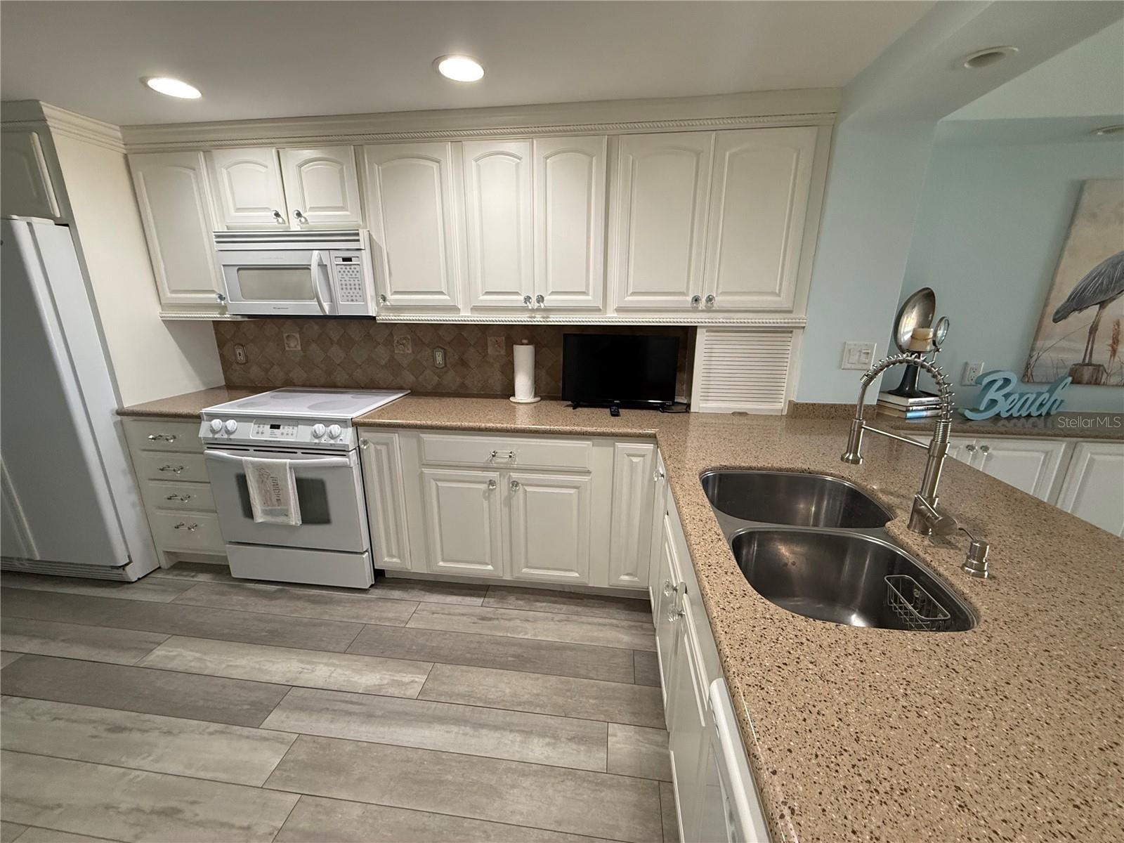 700 WEST CONDO - Residential