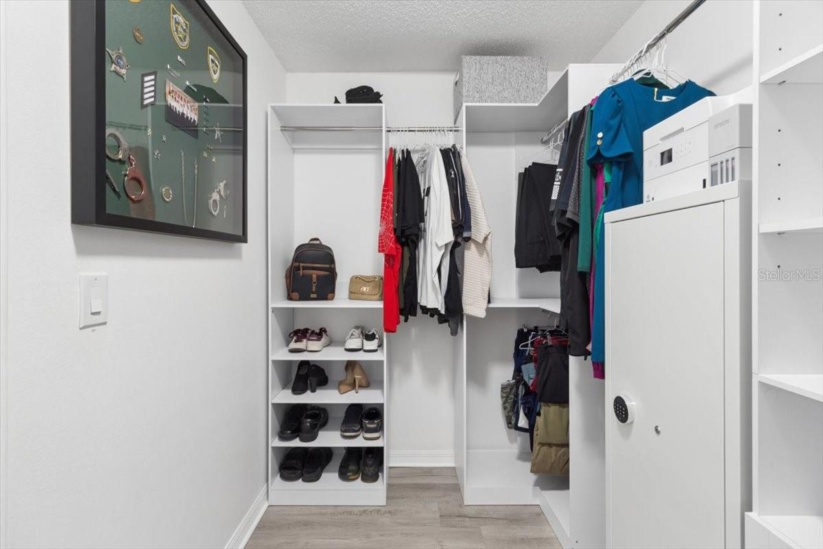 CARROLLWOOD SPGS UNIT 2 - Residential