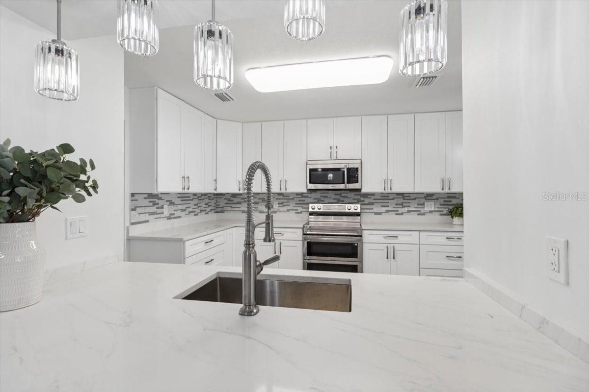 CARROLLWOOD SPGS UNIT 2 - Residential