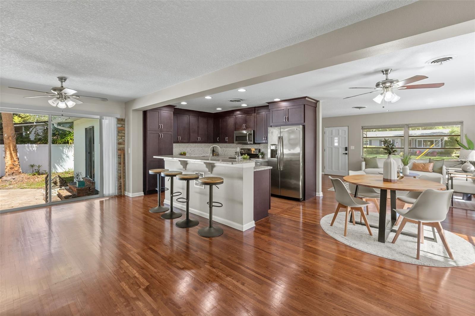 LIND PARK - Residential