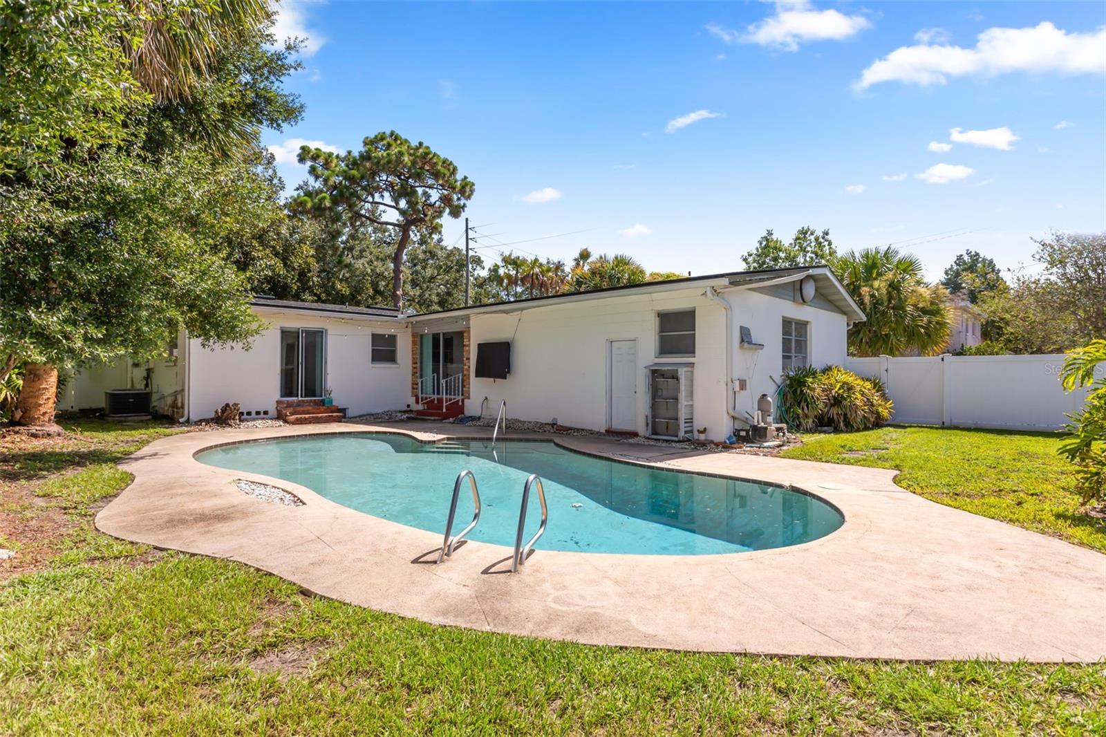LIND PARK - Residential