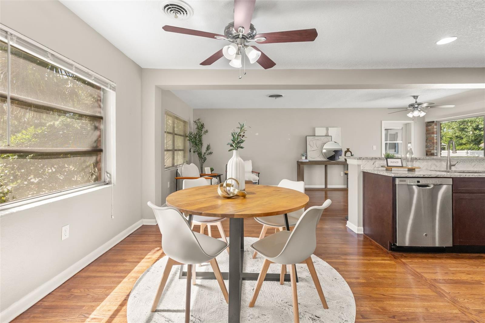 LIND PARK - Residential