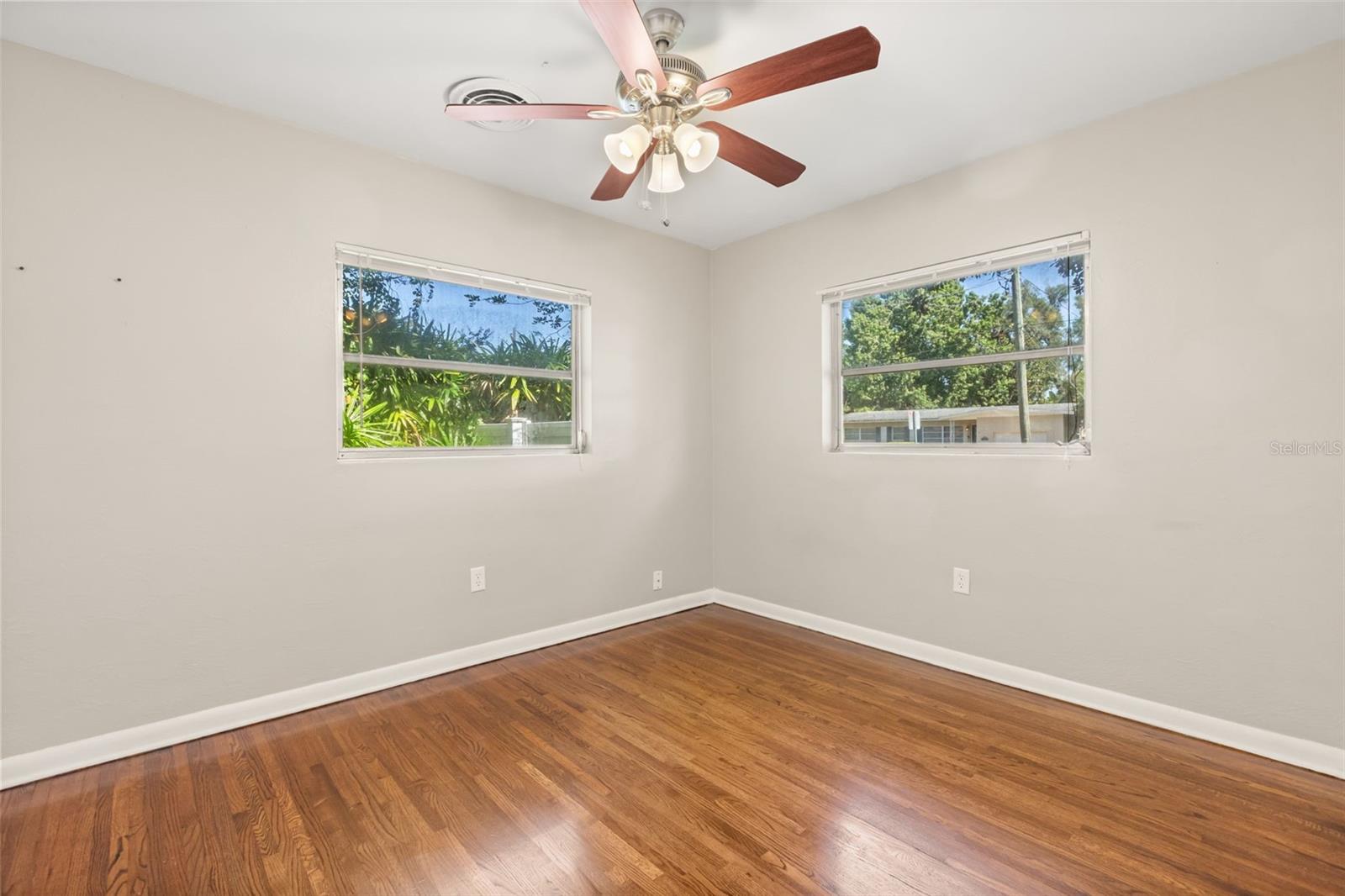 LIND PARK - Residential