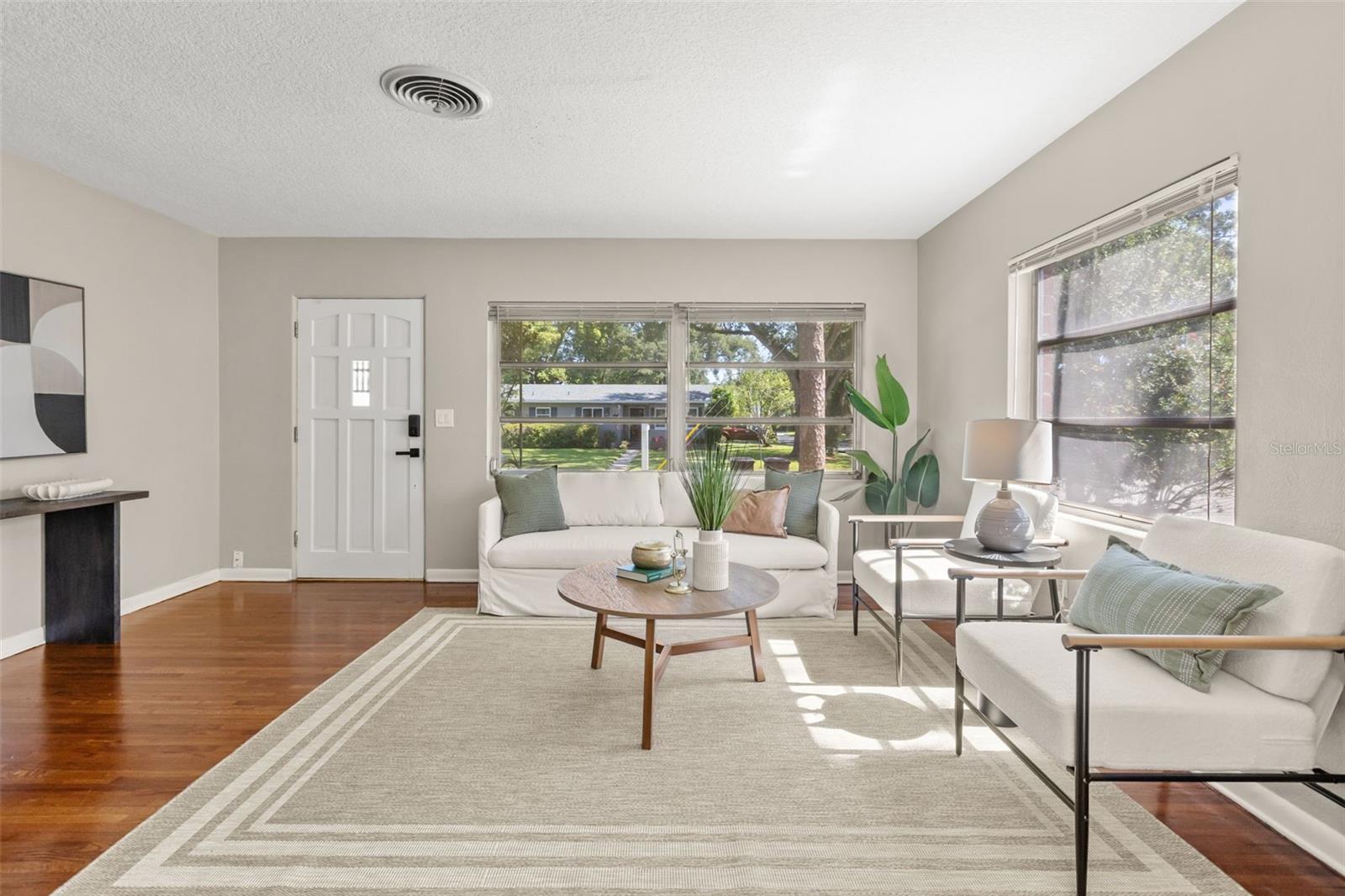 LIND PARK - Residential