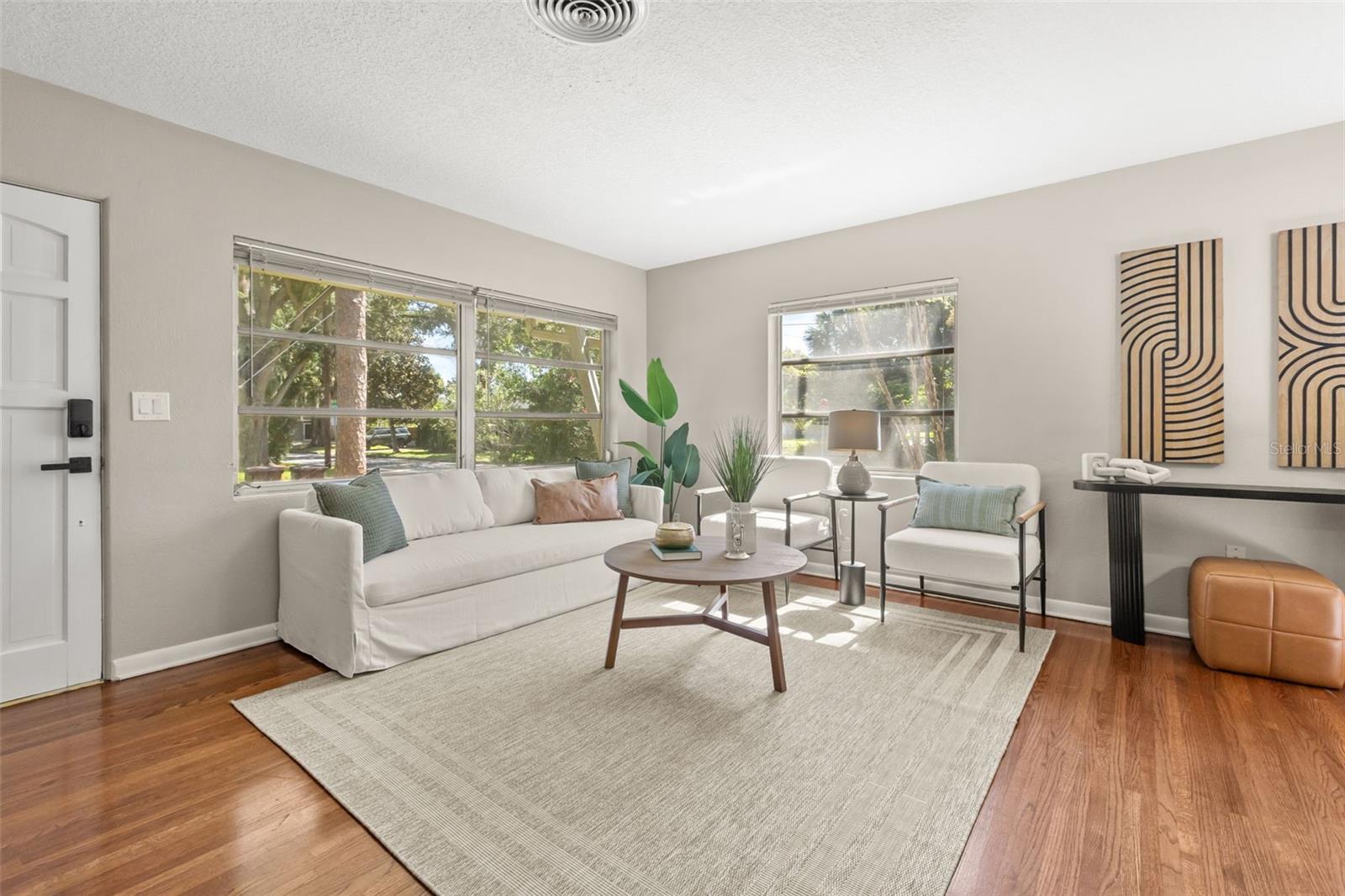 LIND PARK - Residential