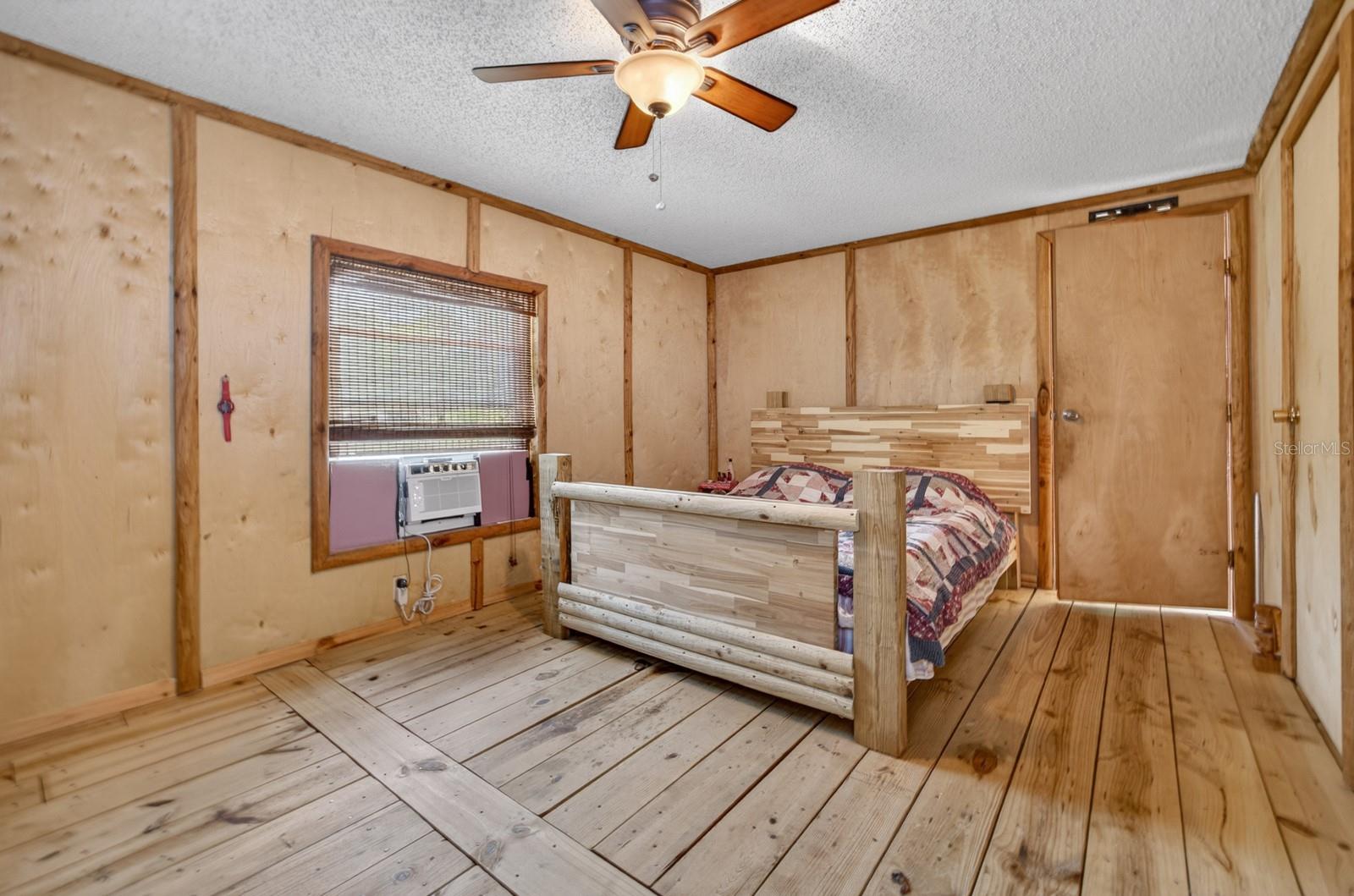 EAST PINE ACRES - Residential