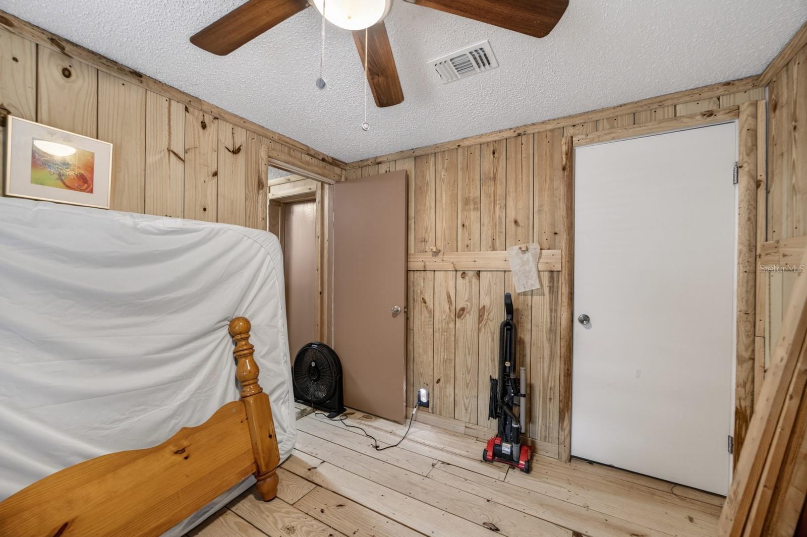 EAST PINE ACRES - Residential