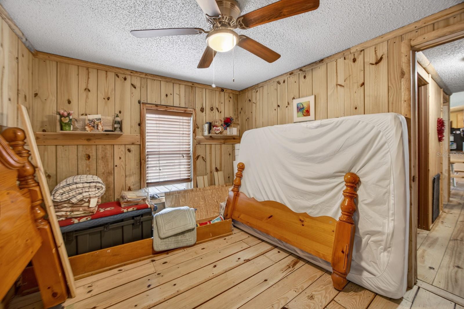 EAST PINE ACRES - Residential