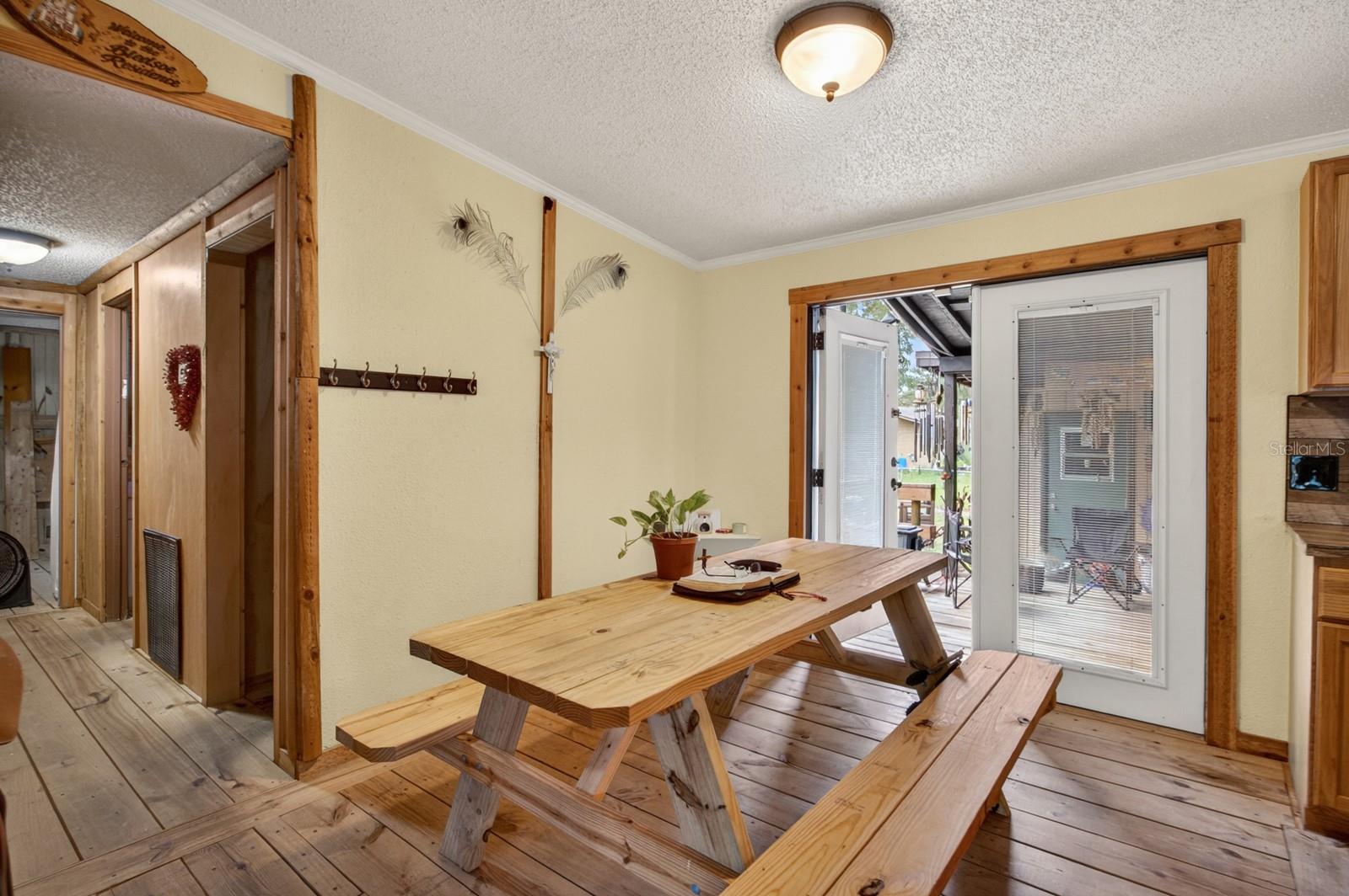 EAST PINE ACRES - Residential