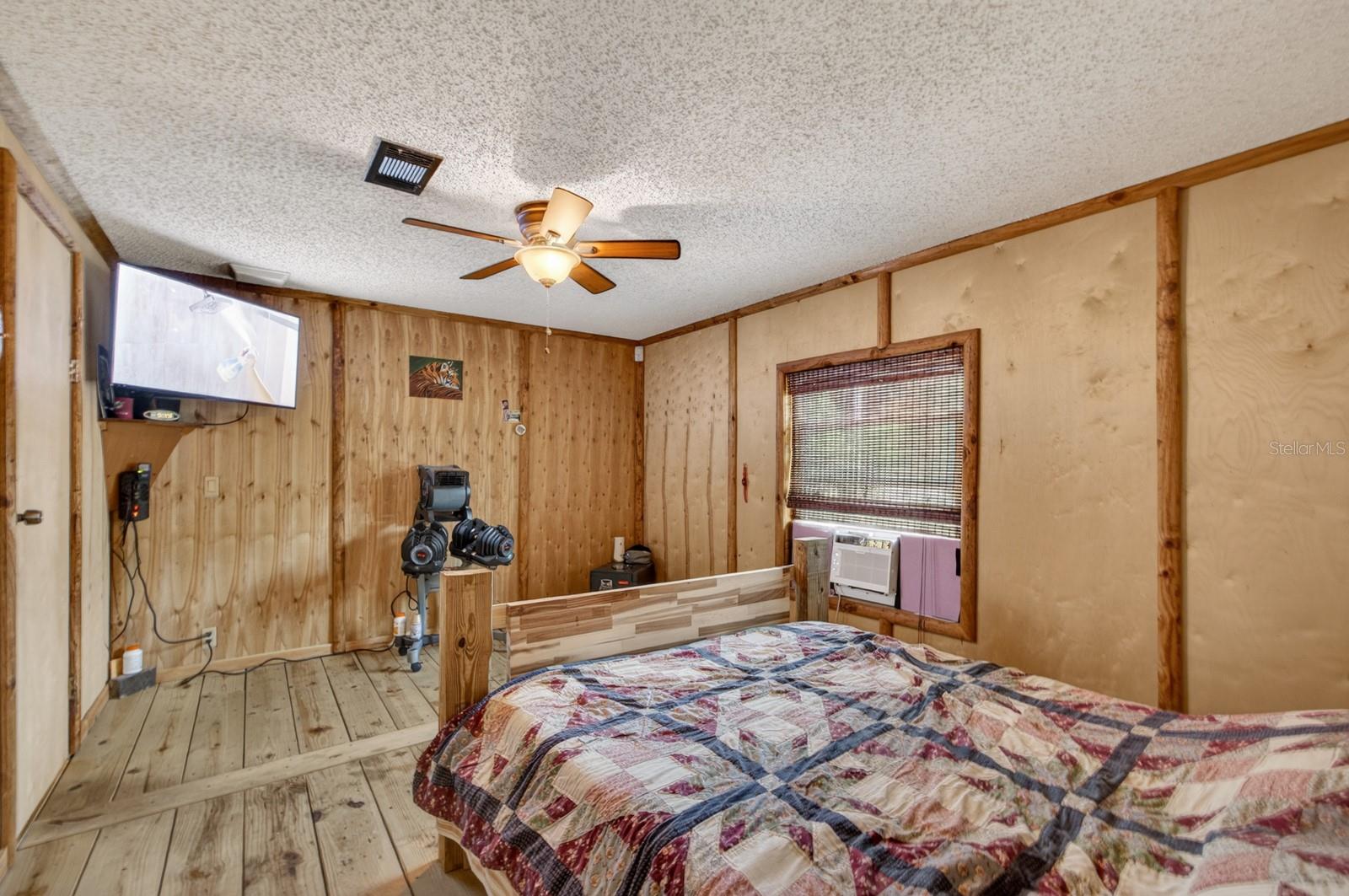 EAST PINE ACRES - Residential