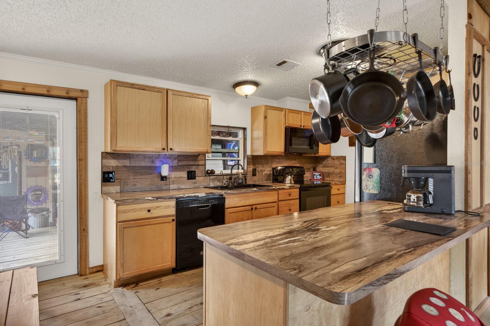 EAST PINE ACRES - Residential