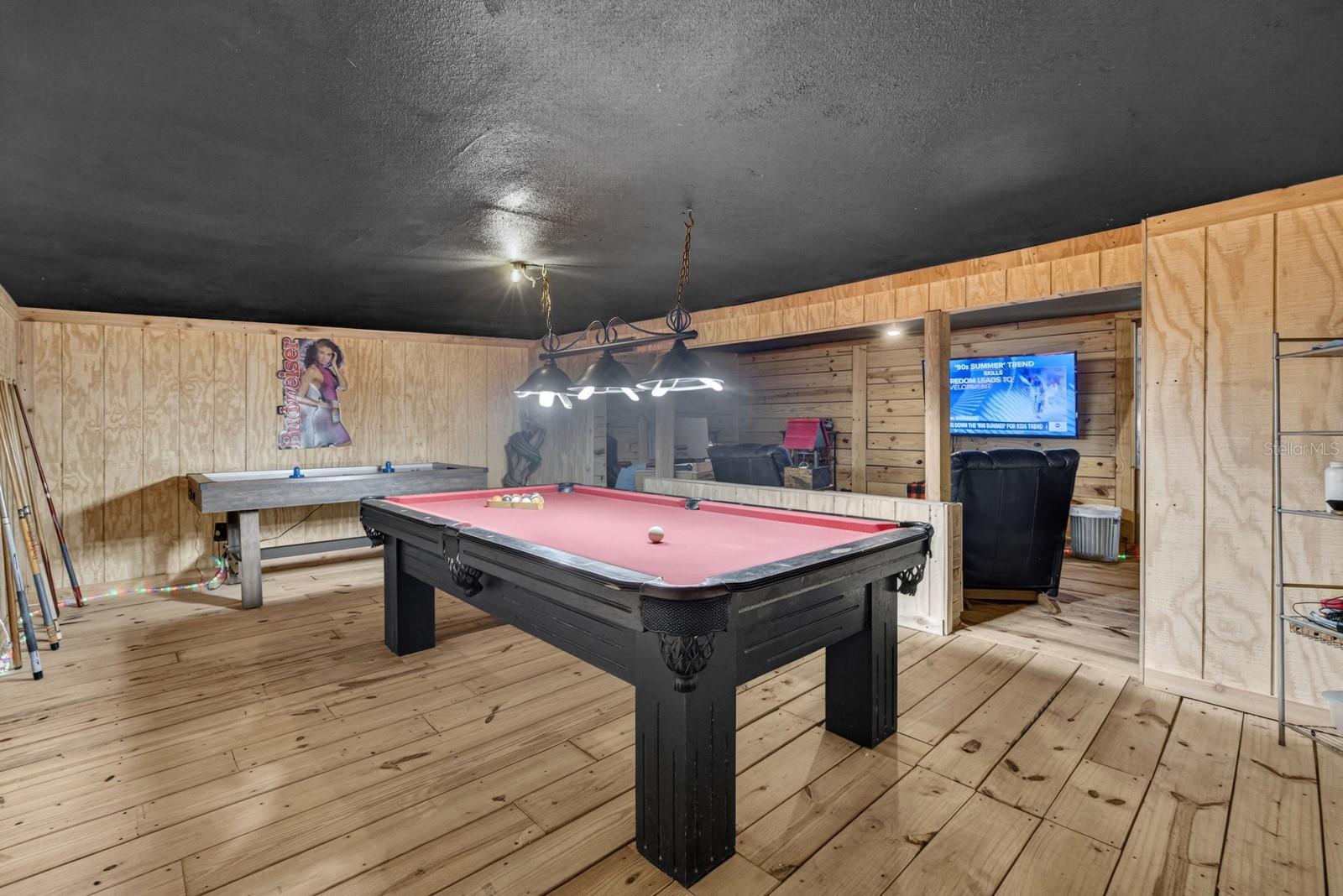 EAST PINE ACRES - Residential