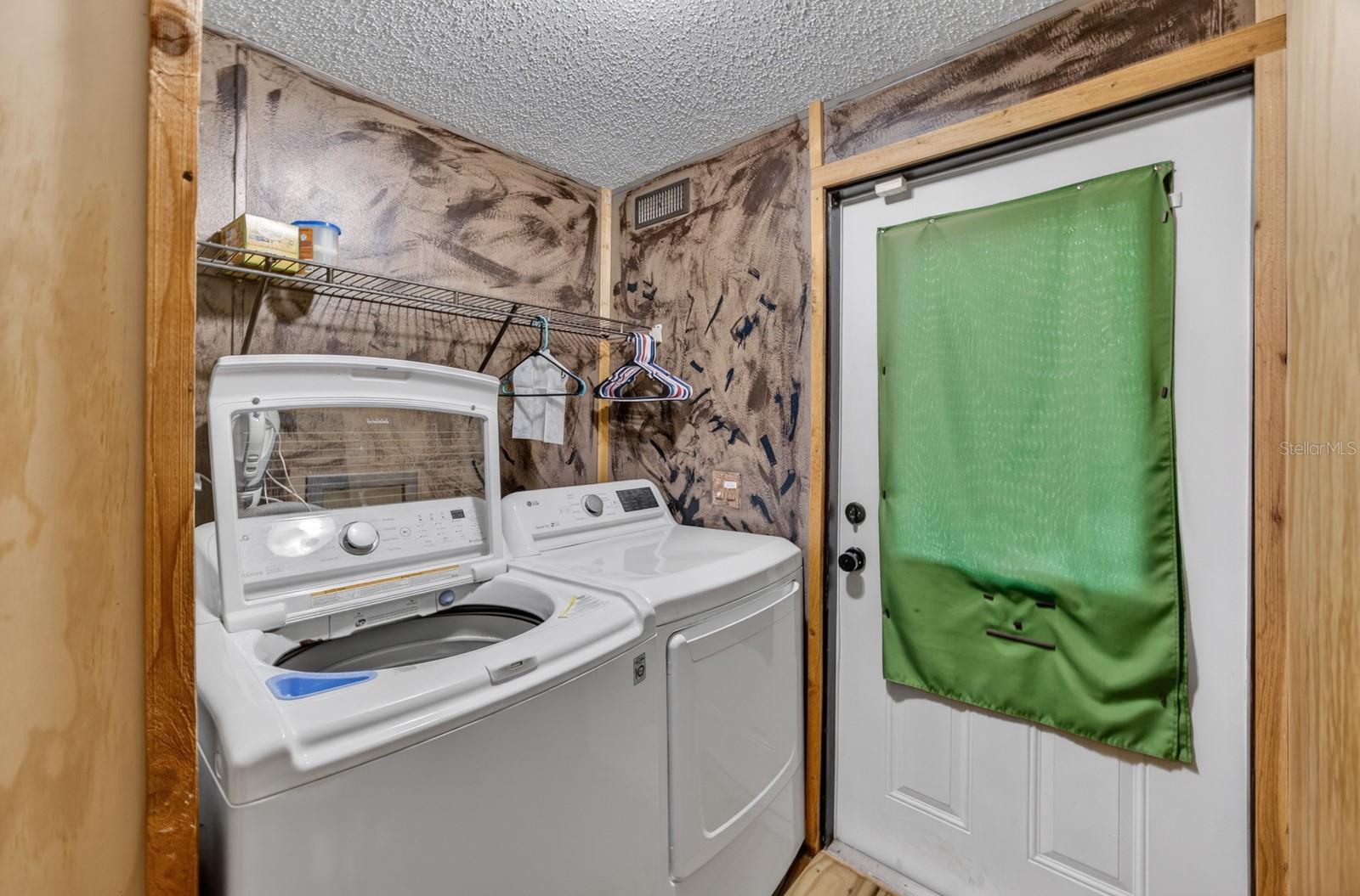 EAST PINE ACRES - Residential