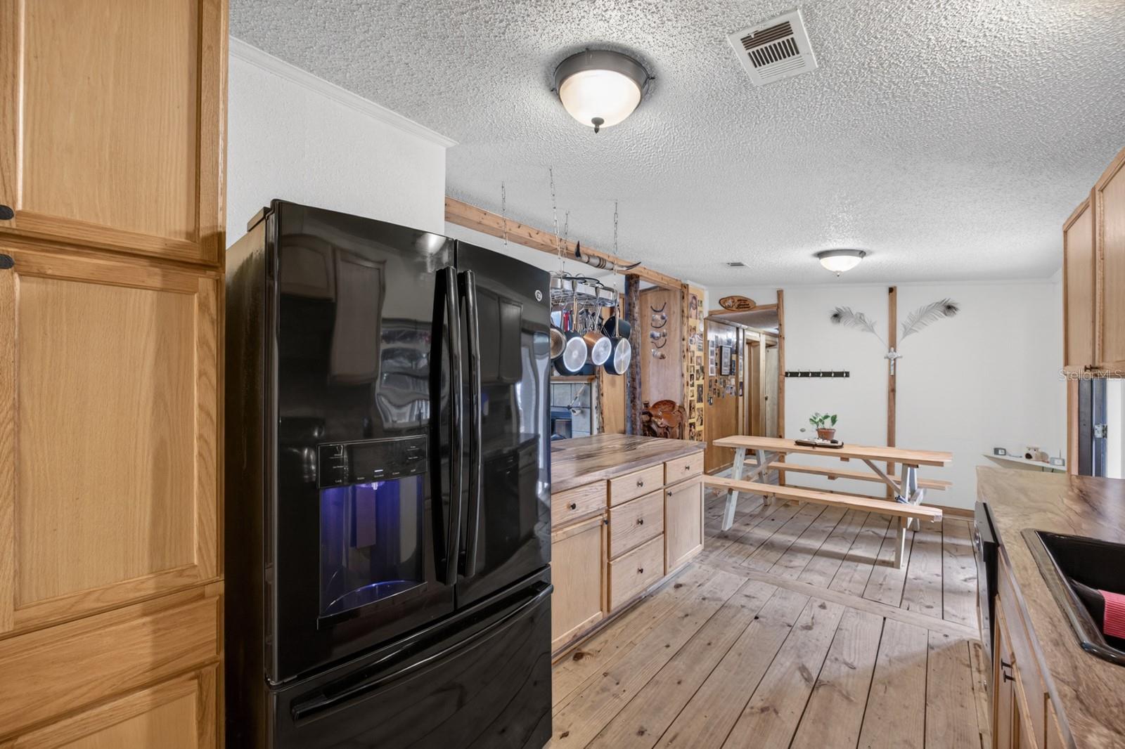 EAST PINE ACRES - Residential
