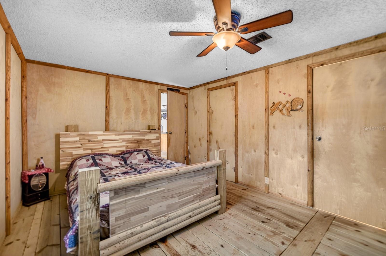 EAST PINE ACRES - Residential