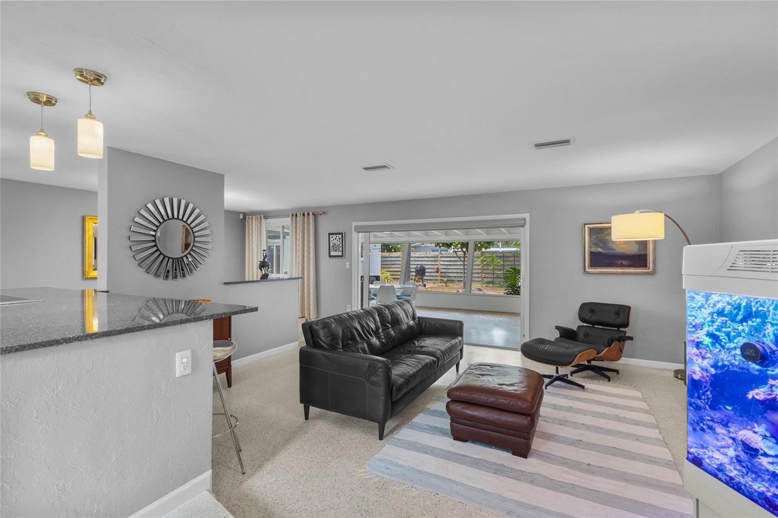 SOUTH GATE MANOR - Residential