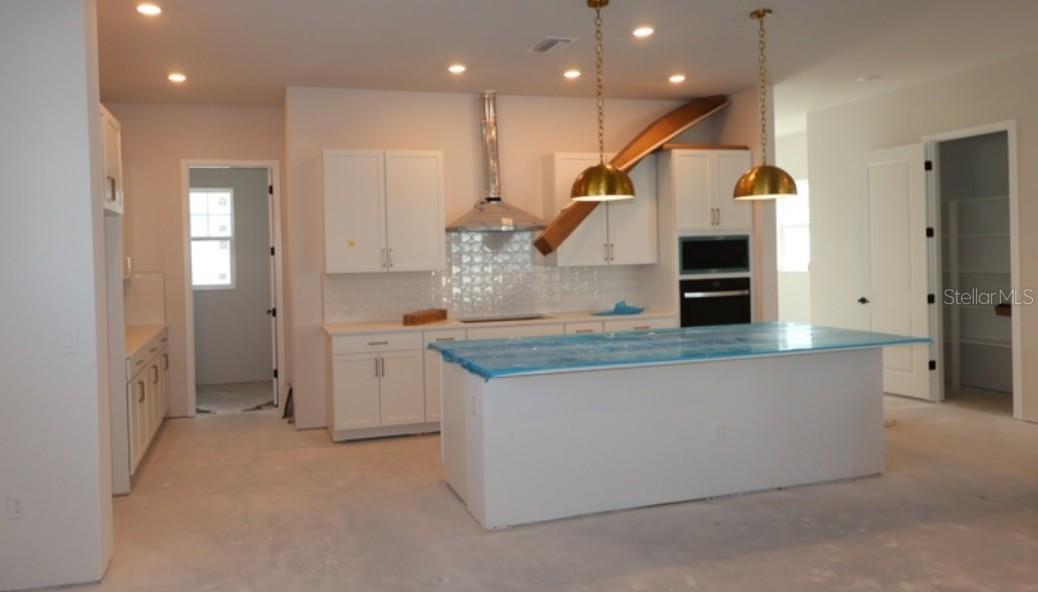 EMERALD LANDING AT WATERSIDE - Residential