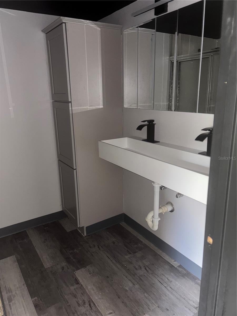 MIDDLEBROOK PINES PH 04 - Residential
