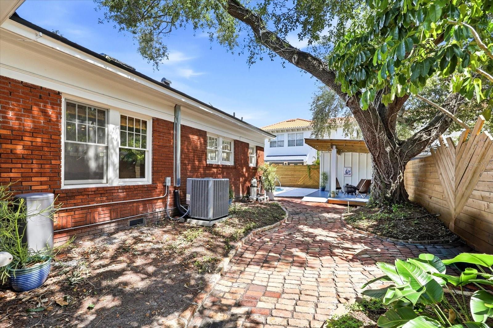UNPLATTED - Residential