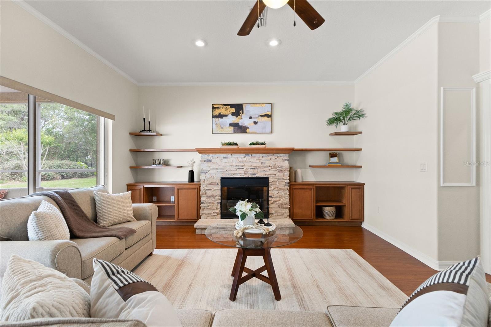EAST LINDEN ESTATE - Residential