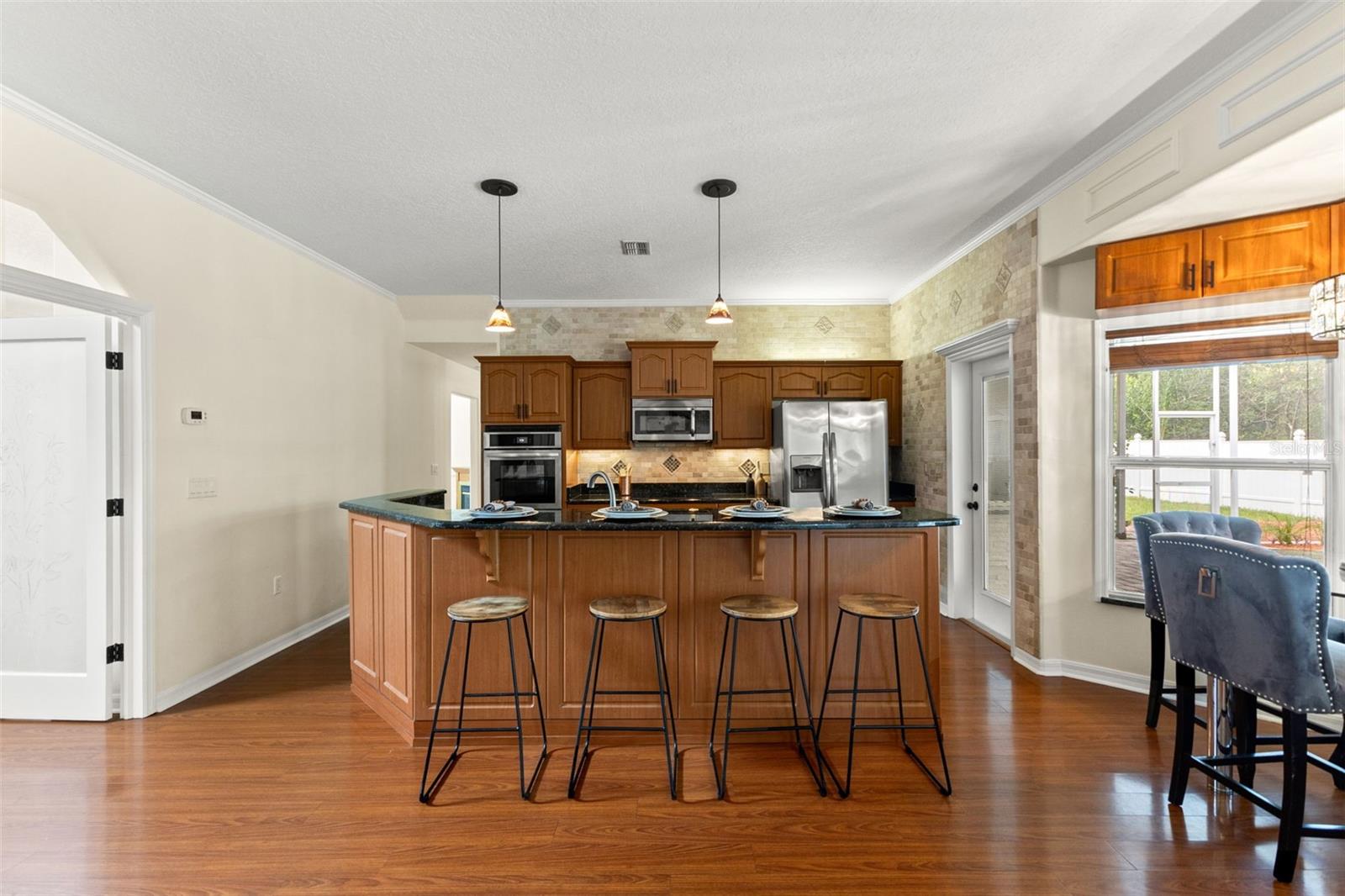EAST LINDEN ESTATE - Residential