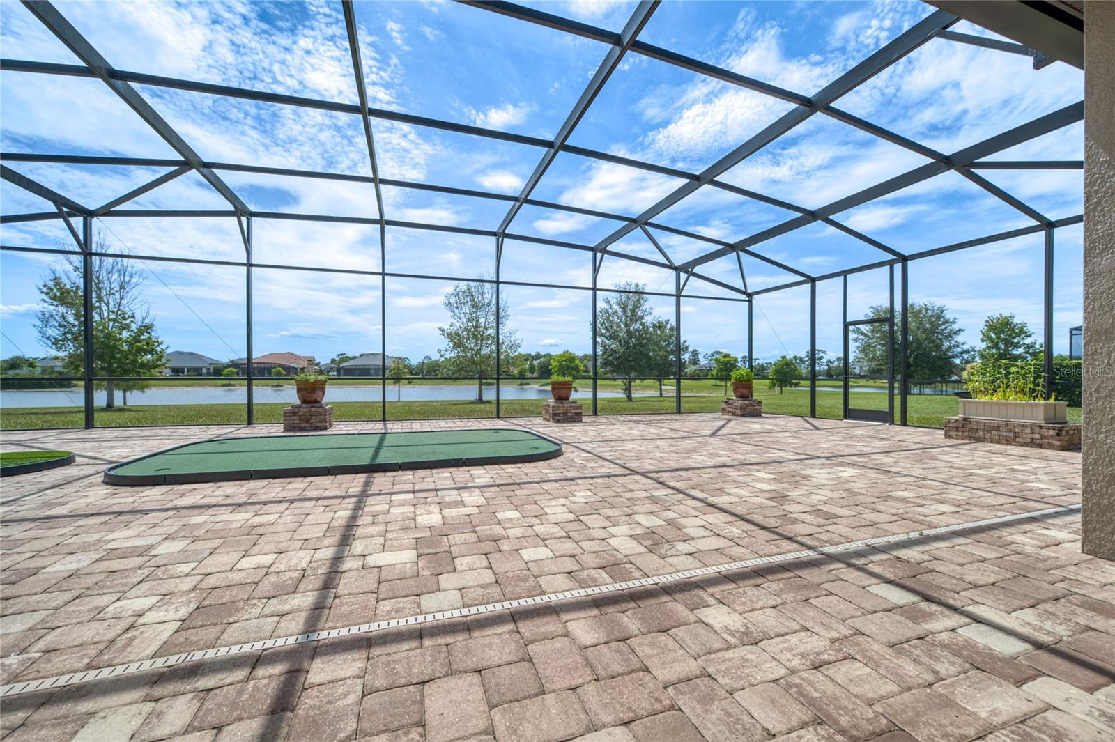 LAKE PICKETT RESERVE - Residential
