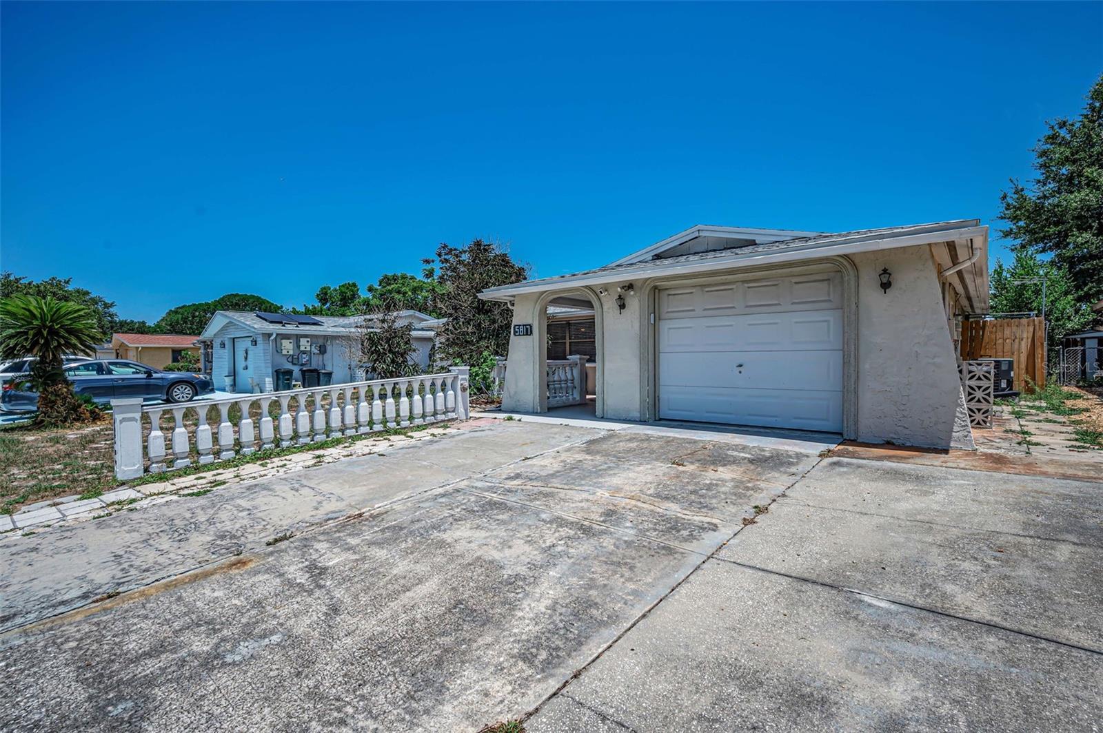 HOLIDAY GARDENS ESTATES - Residential