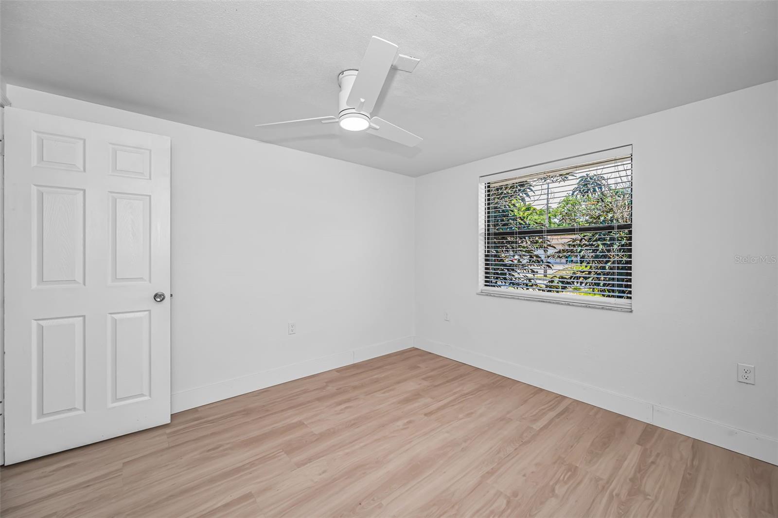 HOLIDAY GARDENS ESTATES - Residential